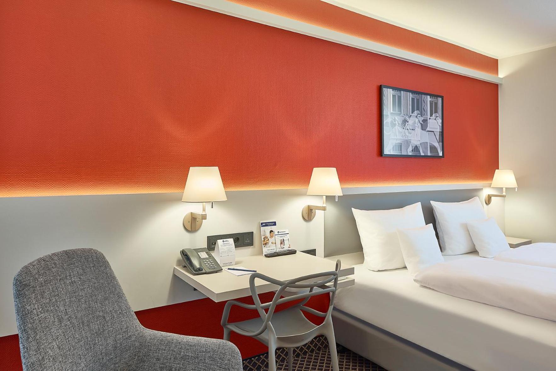 Standard Twin Room - Photo 5