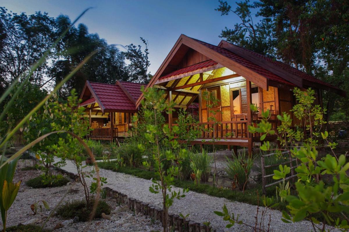 Bungalow - Beach Front - Photo 39