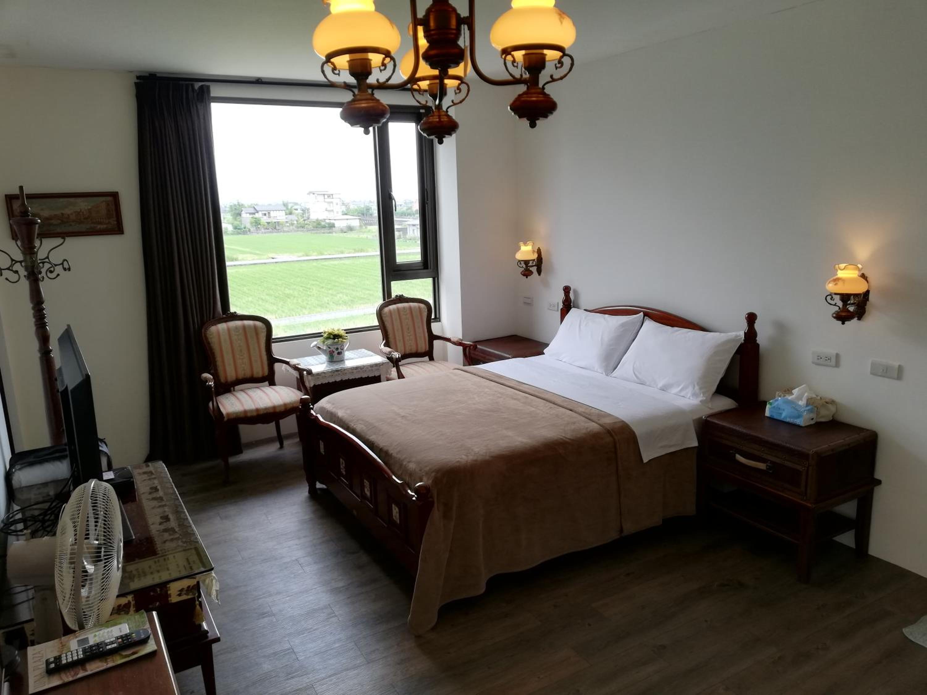 Deluxe Room (2 Adults + 1 Child) photo 3