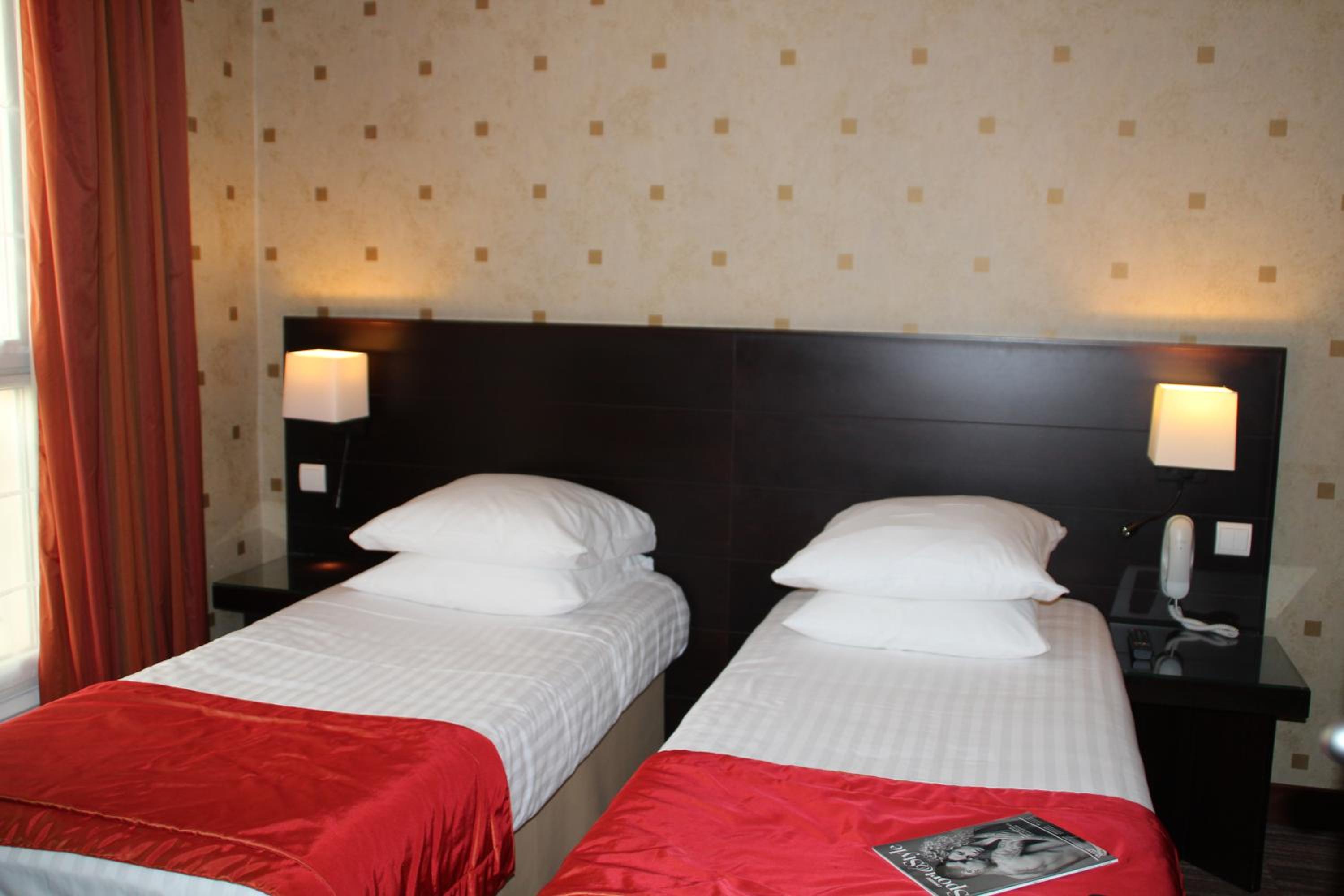 Superior Double or Twin Room photo 1