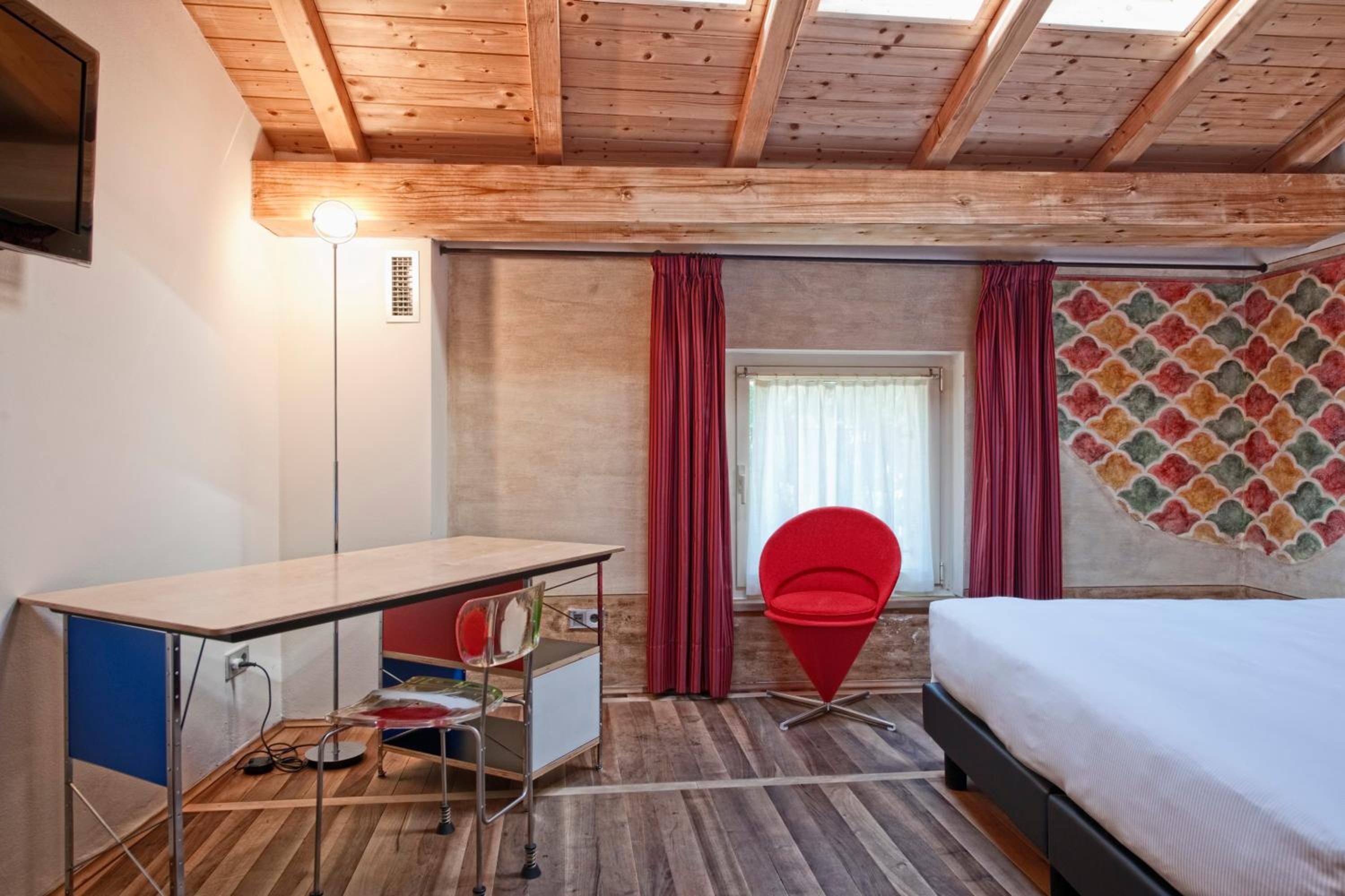 Classic Double or Twin Room