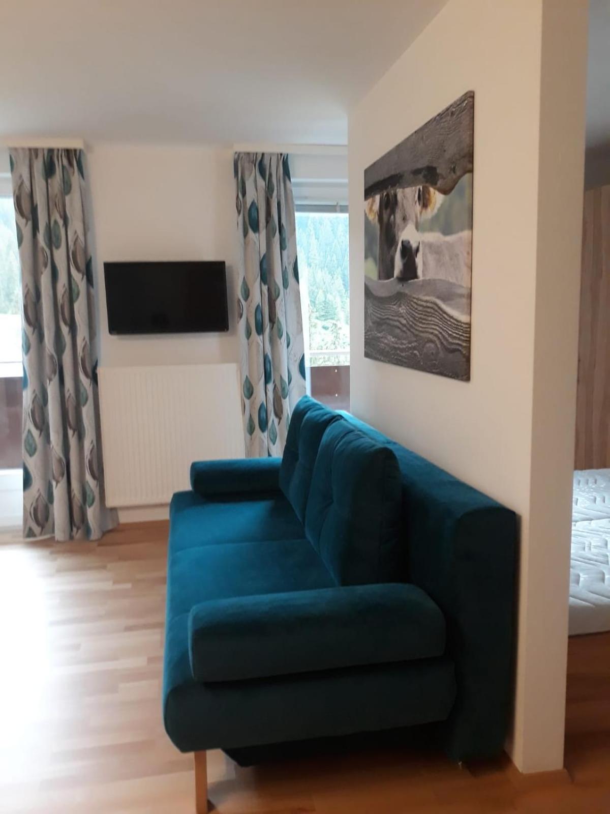 Apartment with Balcony (3-4 Adults)