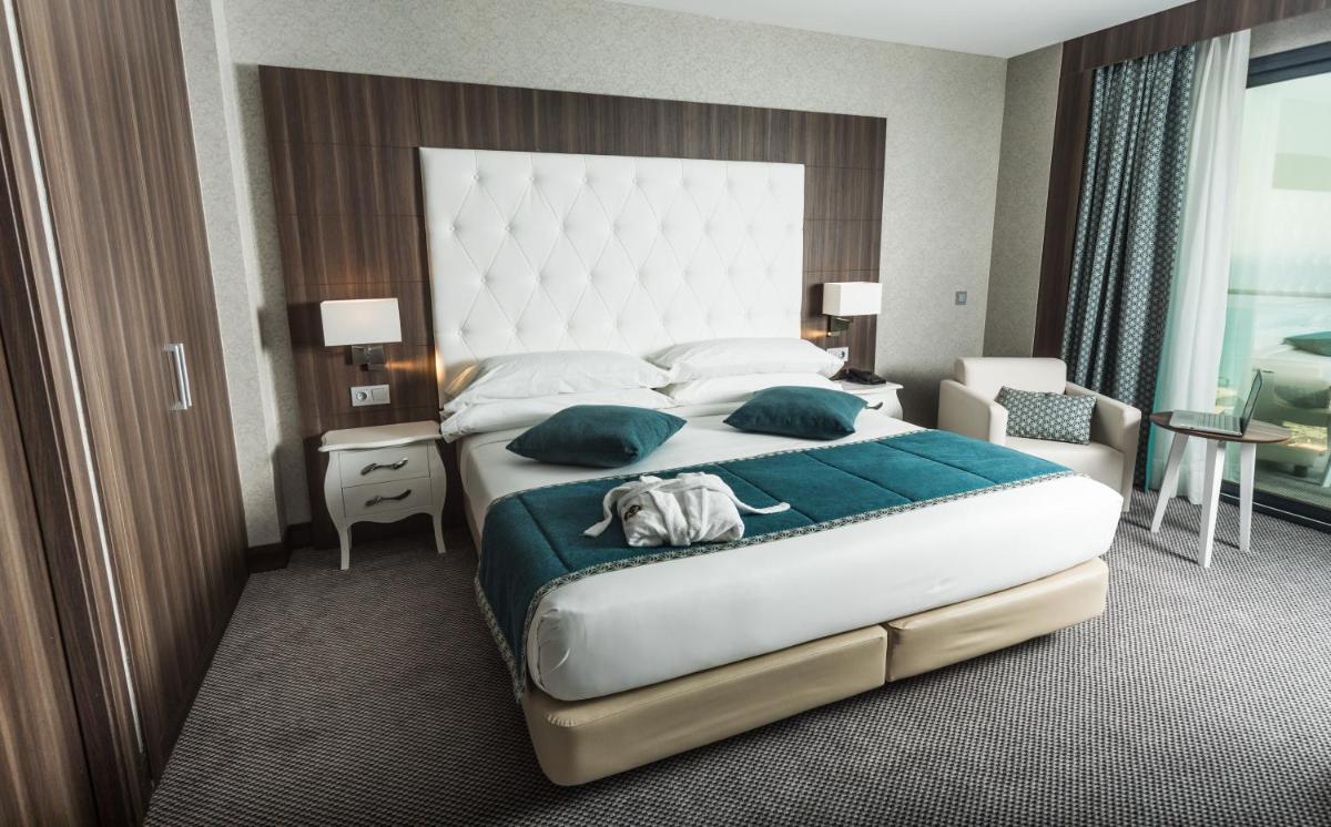 Suite with Sea View
