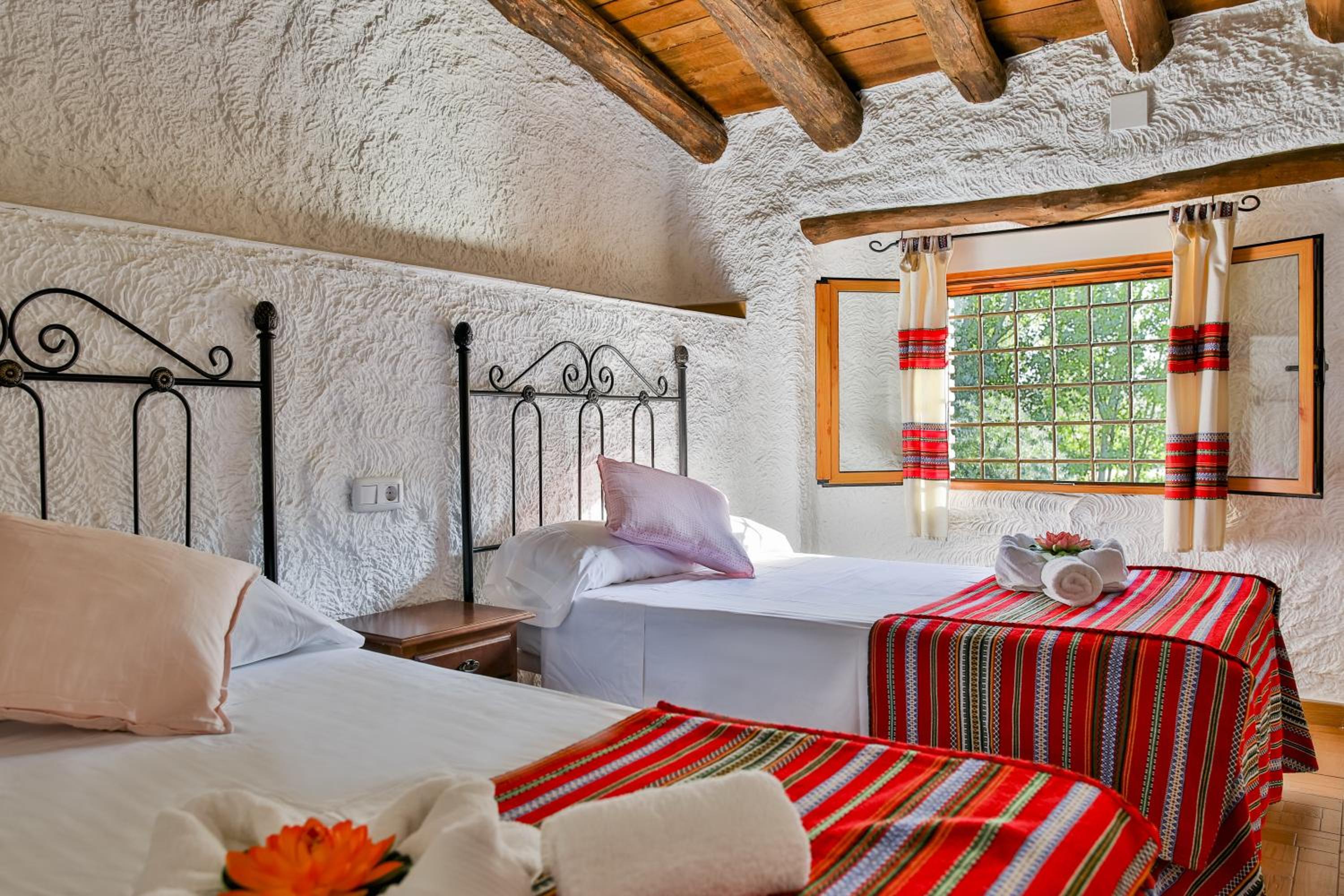 Cave House photo 3