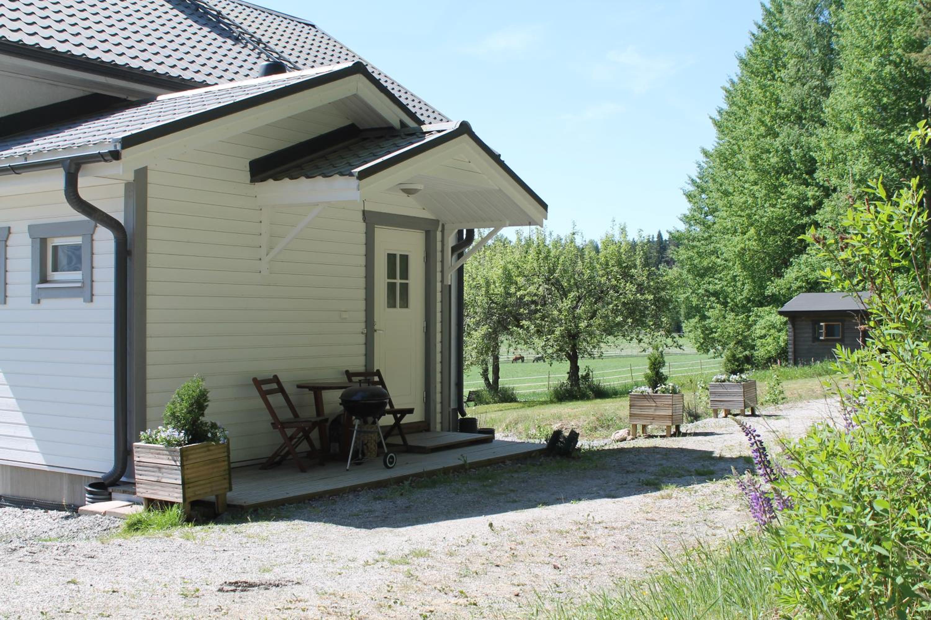 Apartment - Photo 2