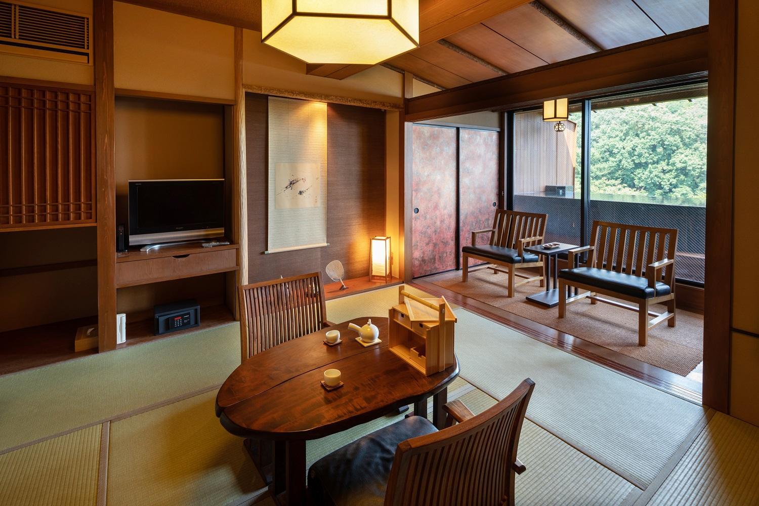 Japanese-Style Deluxe Twin Room with Open-Air Bath - Hatsune photo 3