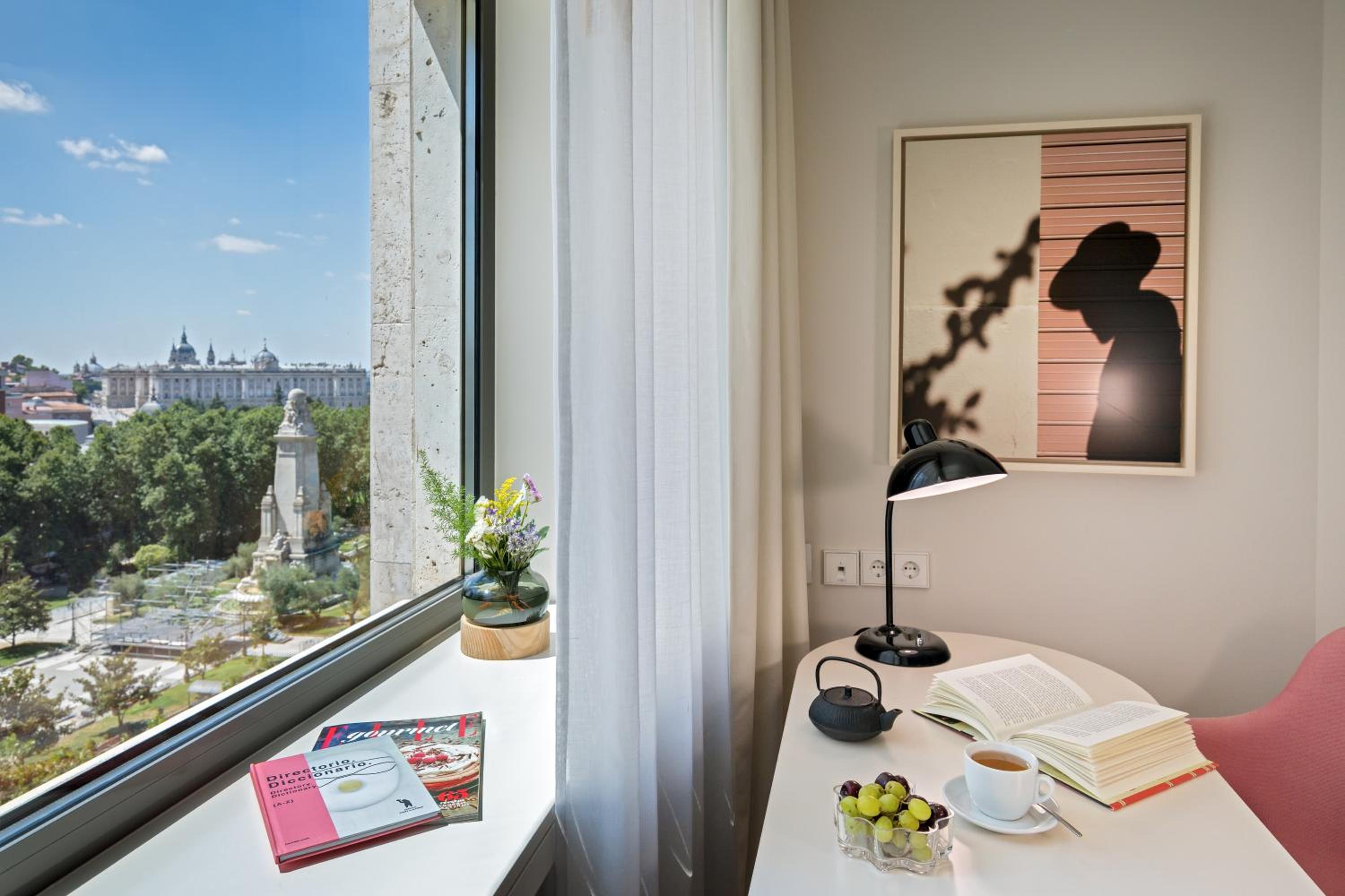 Deluxe Room with City View