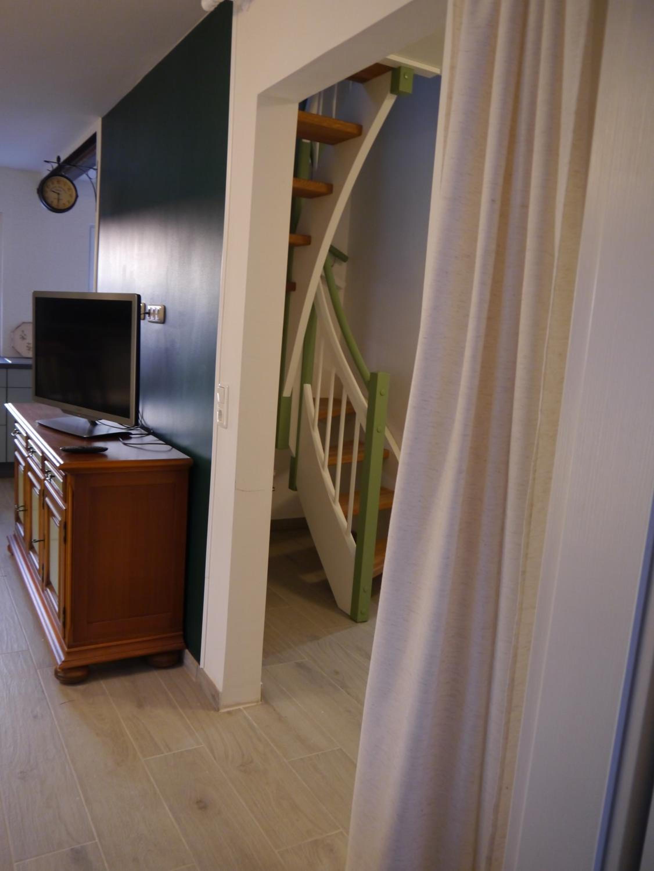 Apartment photo 1