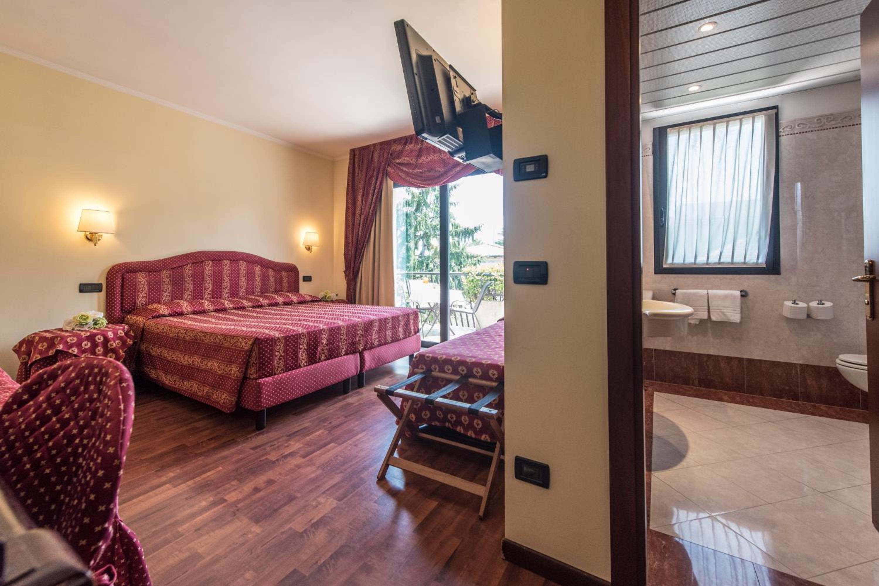 Family Room with Balcony - Photo 1
