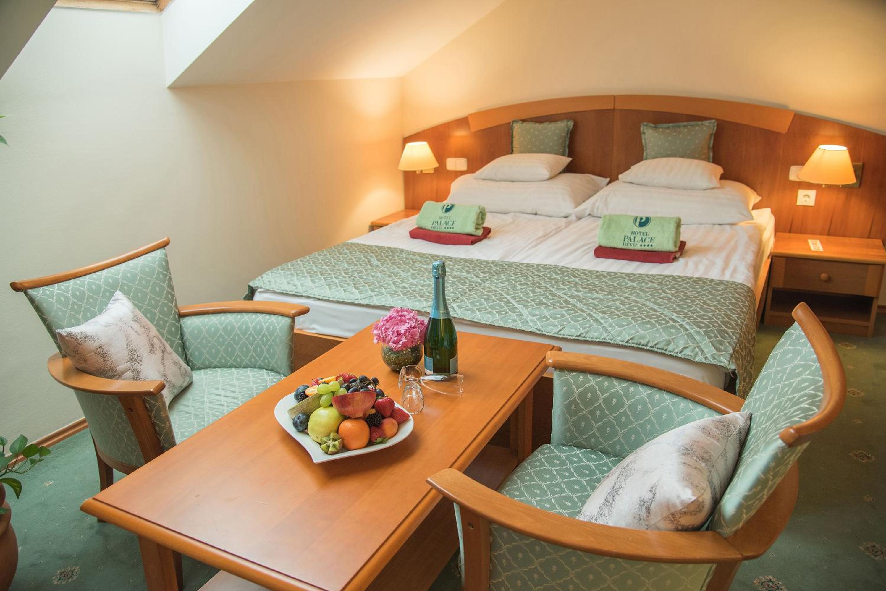 Double Room - Attic - Photo 7