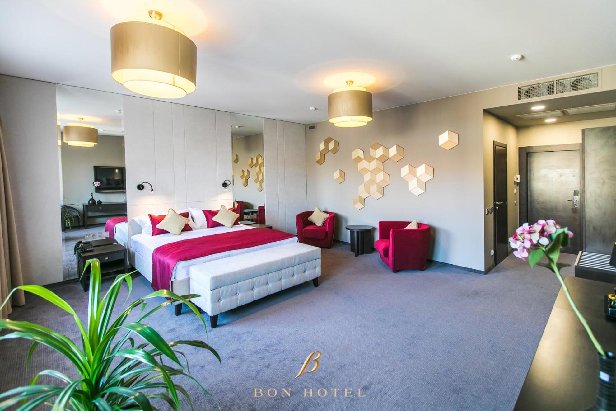 Deluxe Junior Suite photo 1