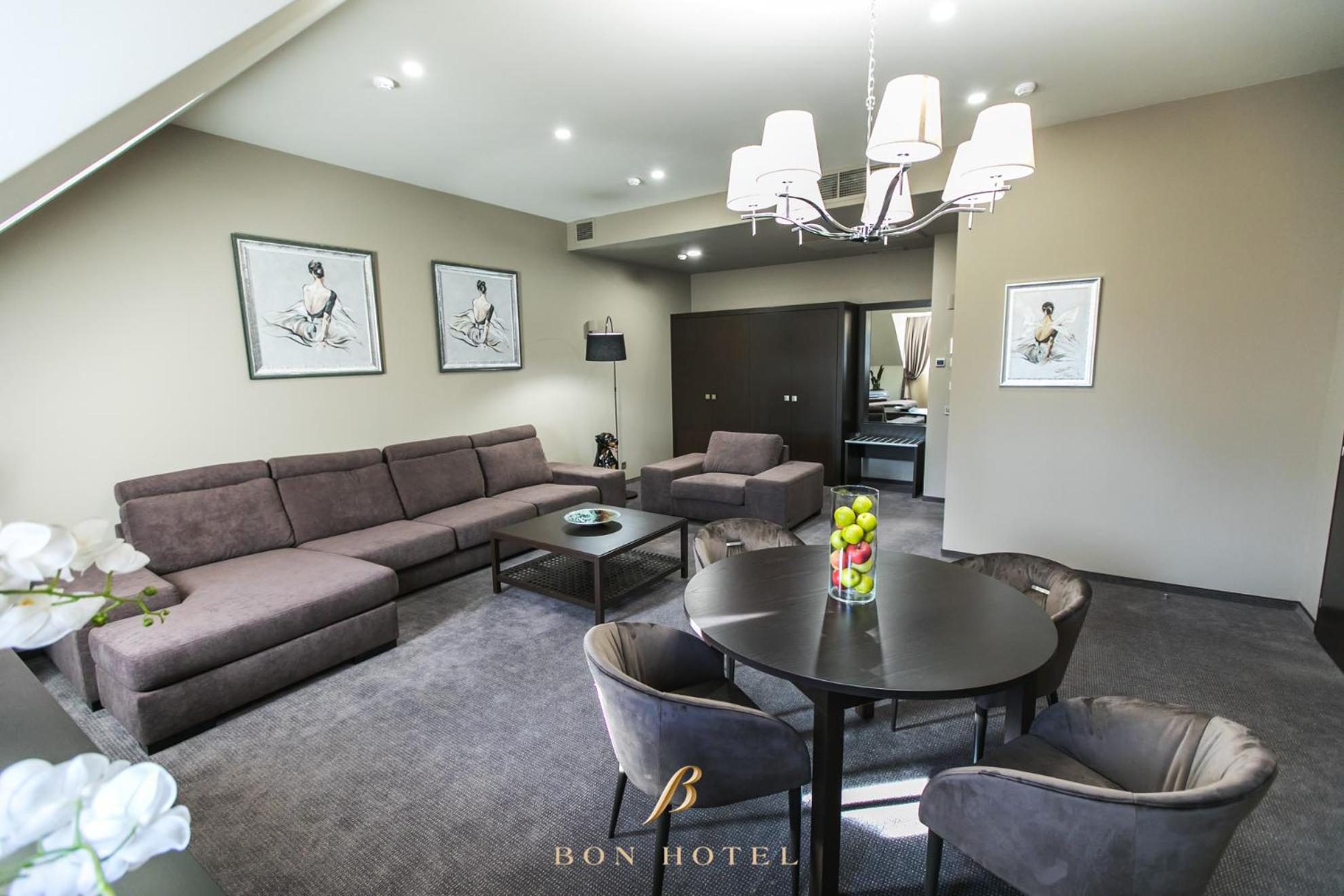 Executive Suite photo 2