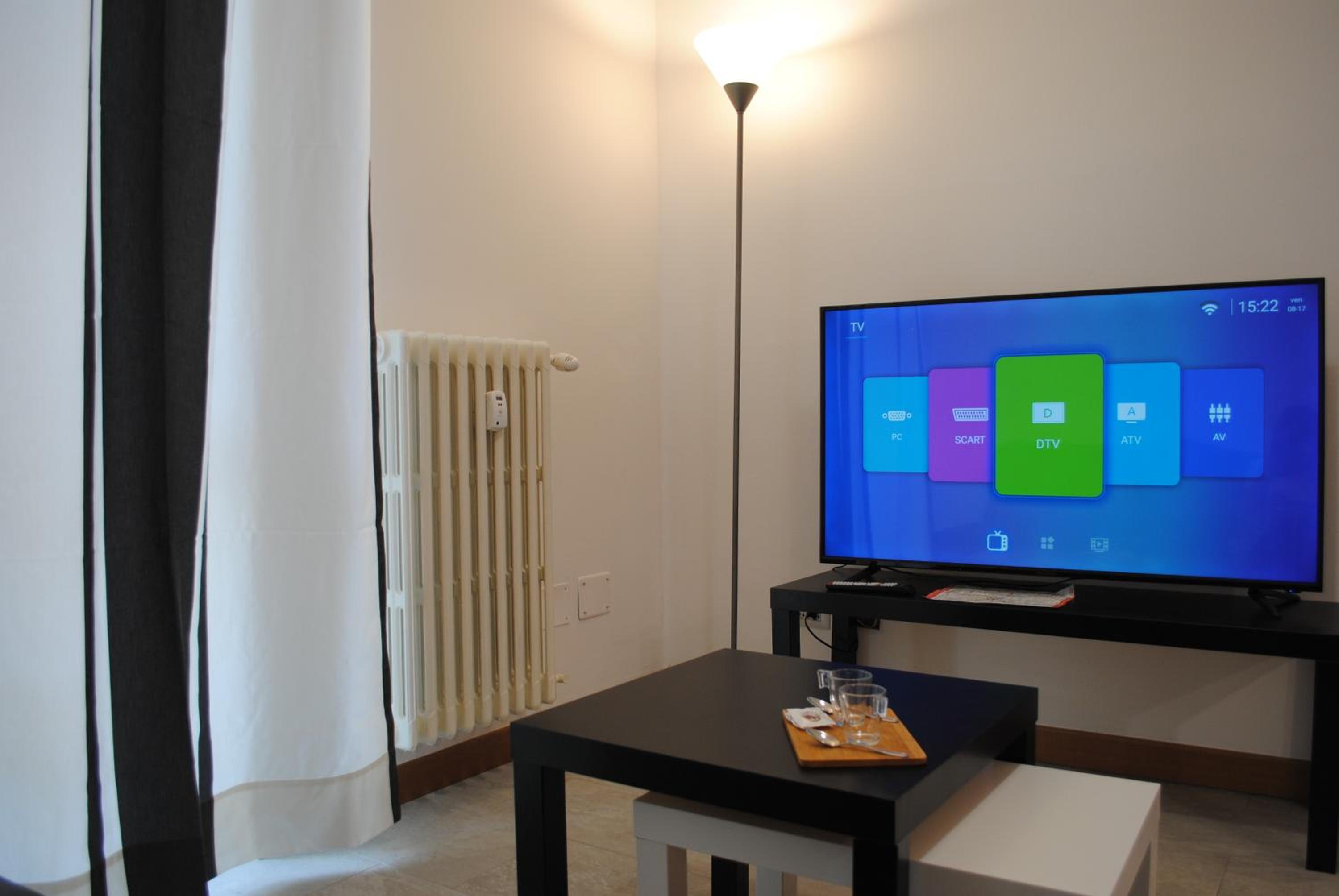 Apartment photo 2