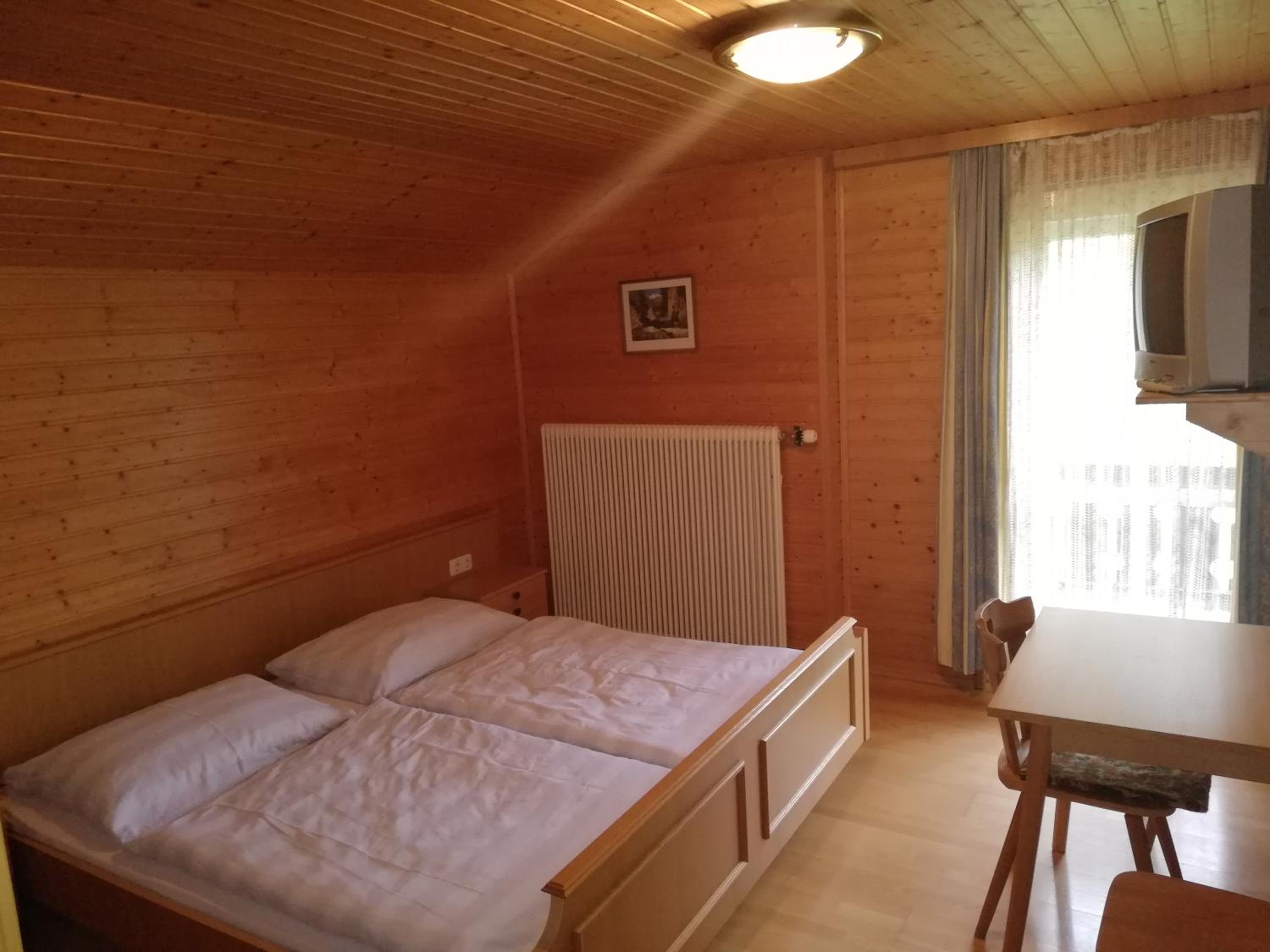 Standard Double Room photo 3