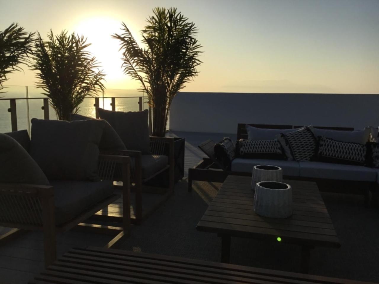 Apartment with Sea View photo 2