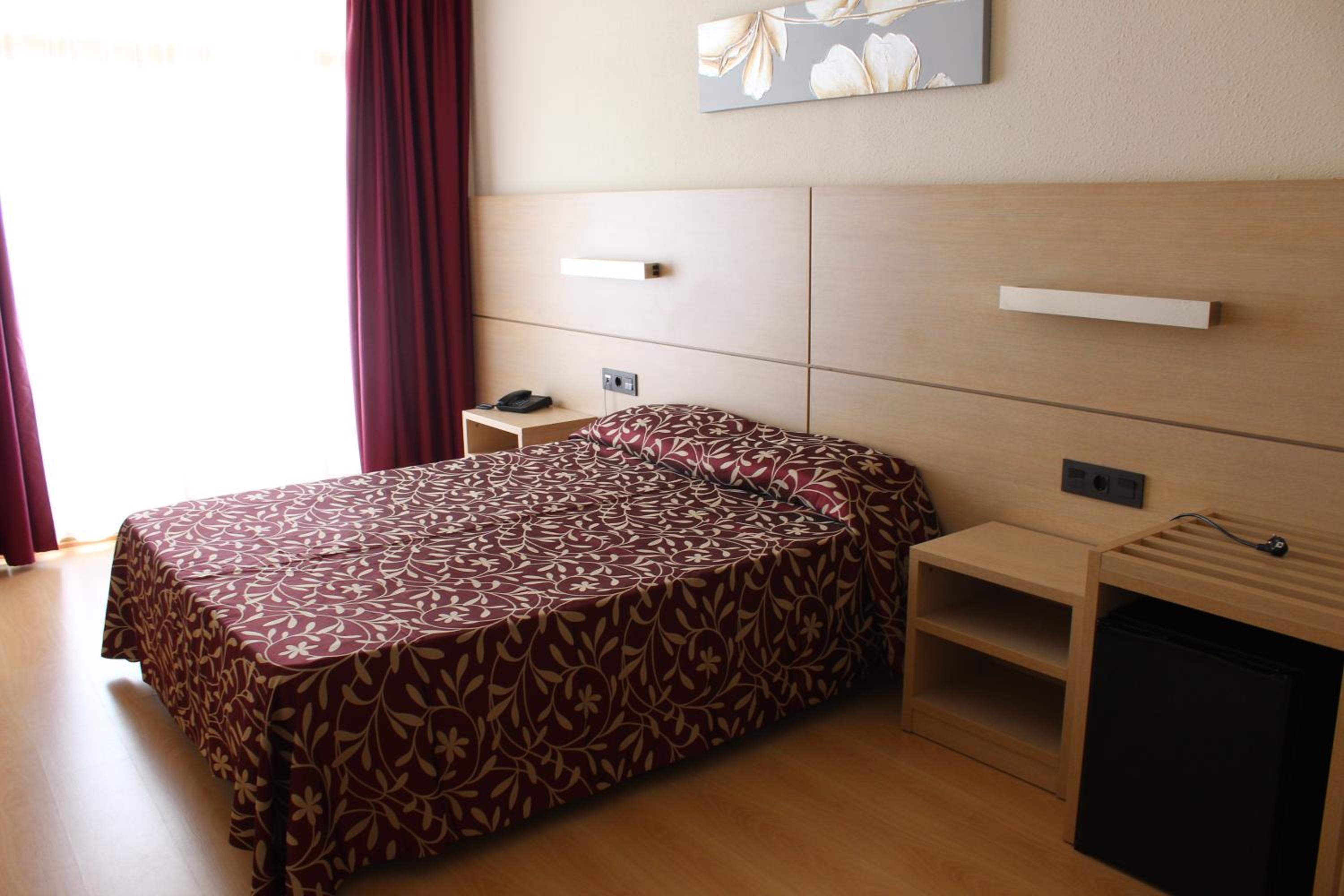 Superior Double Room with Balcony - Photo 1