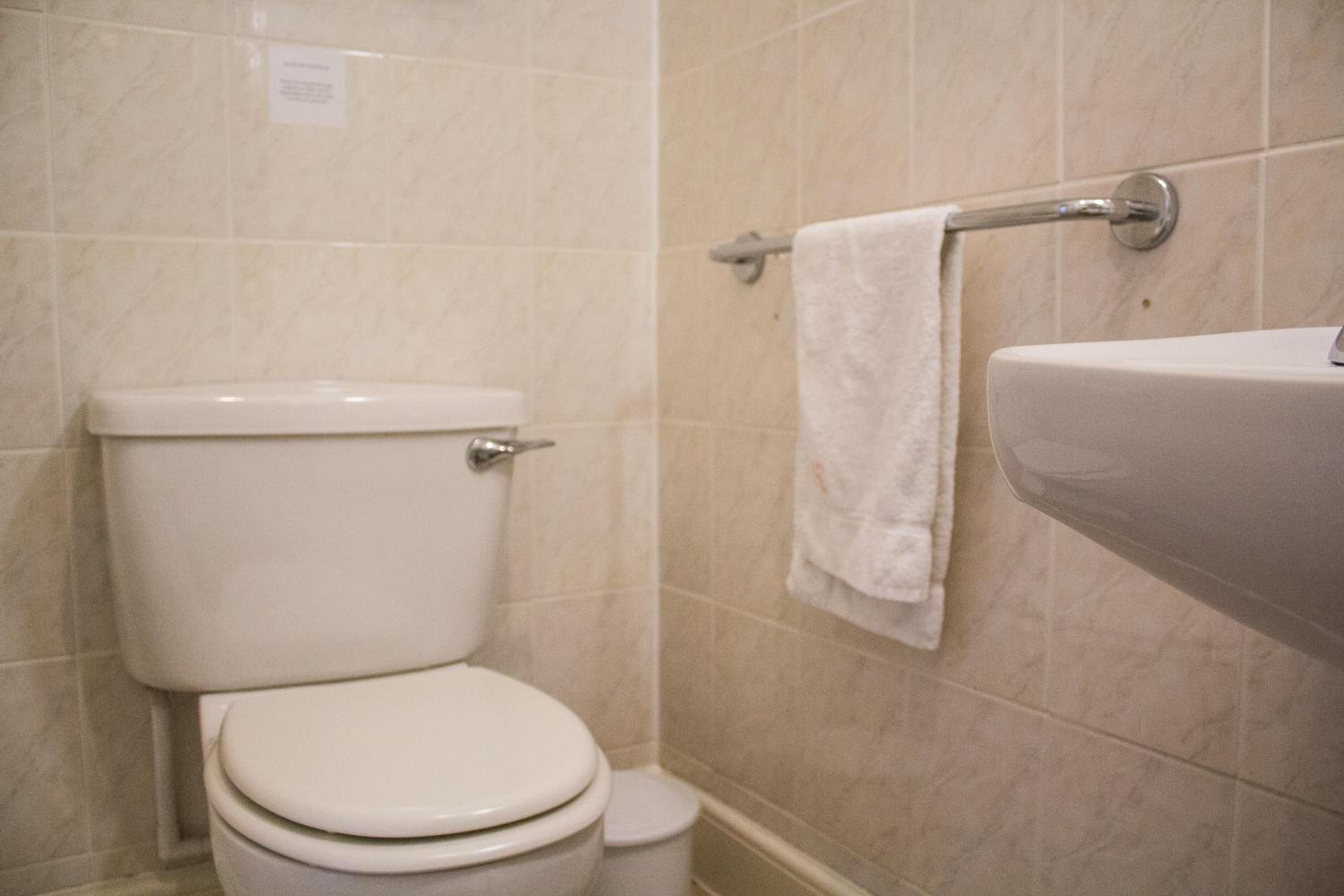 Single Room photo 3
