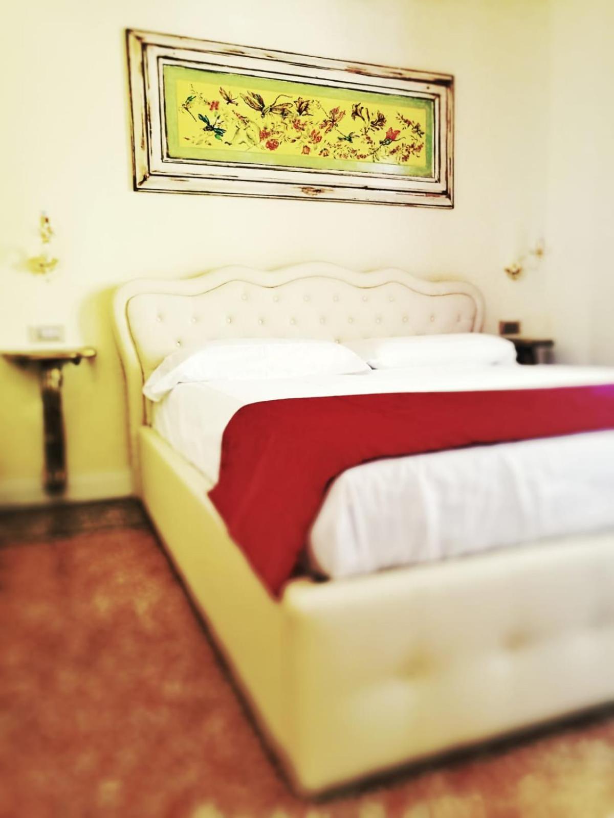 Economy Double Room photo 1