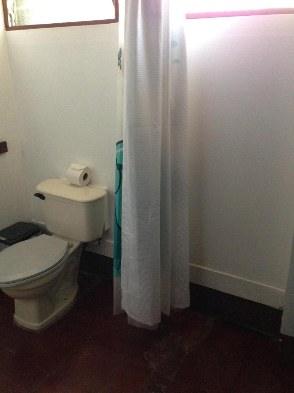 Quadruple Room - Disability Access photo 2