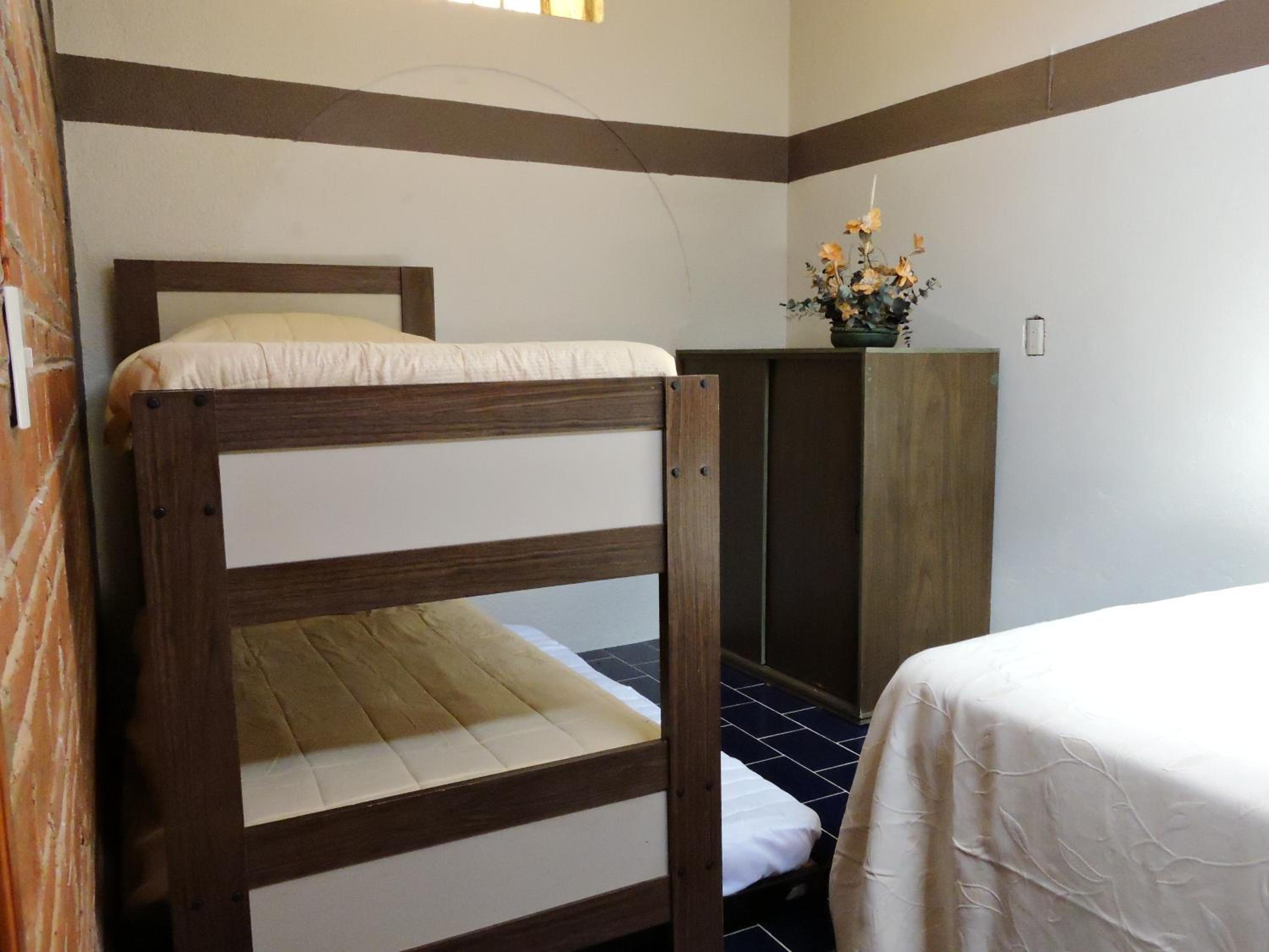 Three-Bedroom House - Photo 3