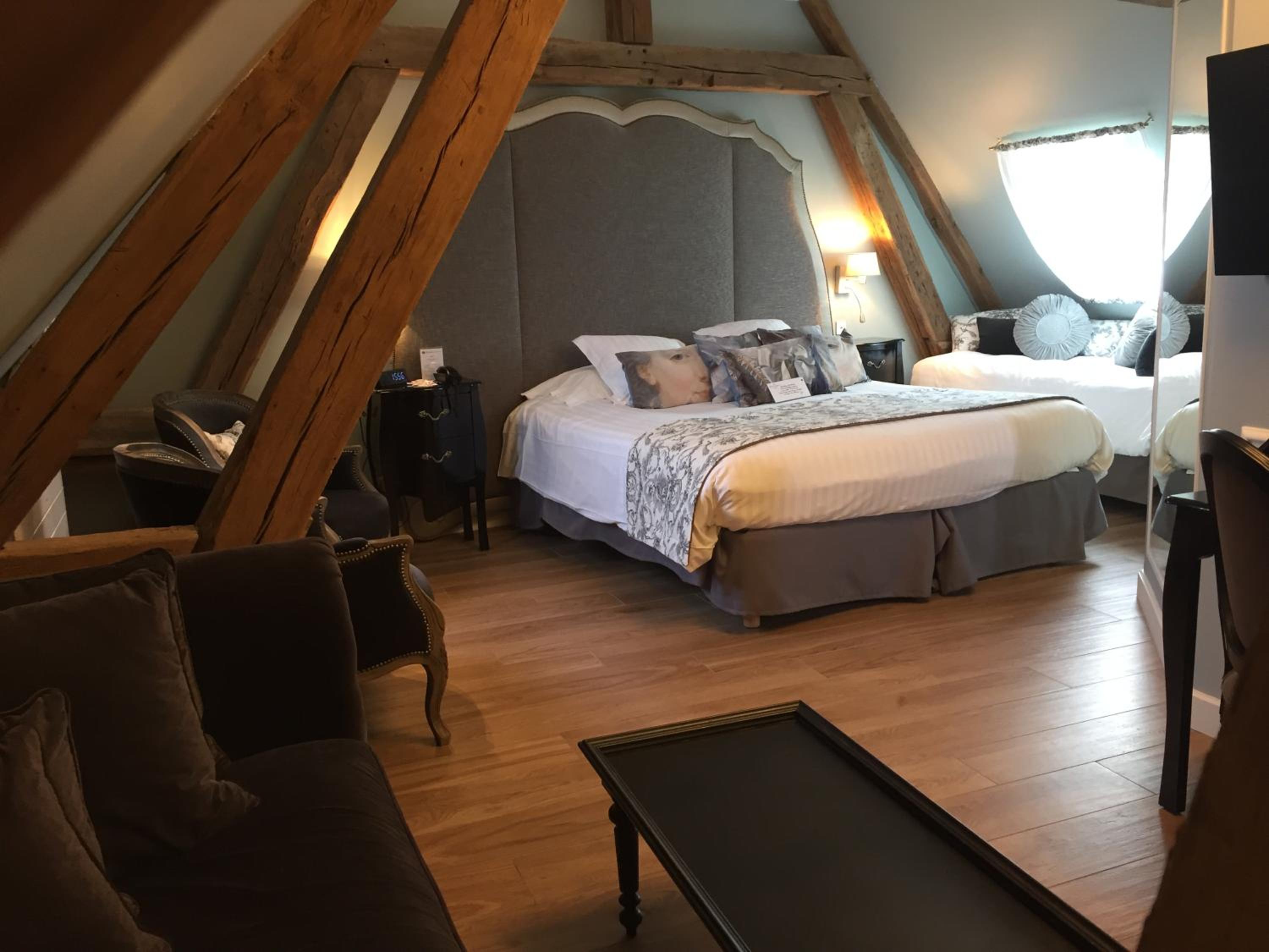 Prestige King Room - Photo 3