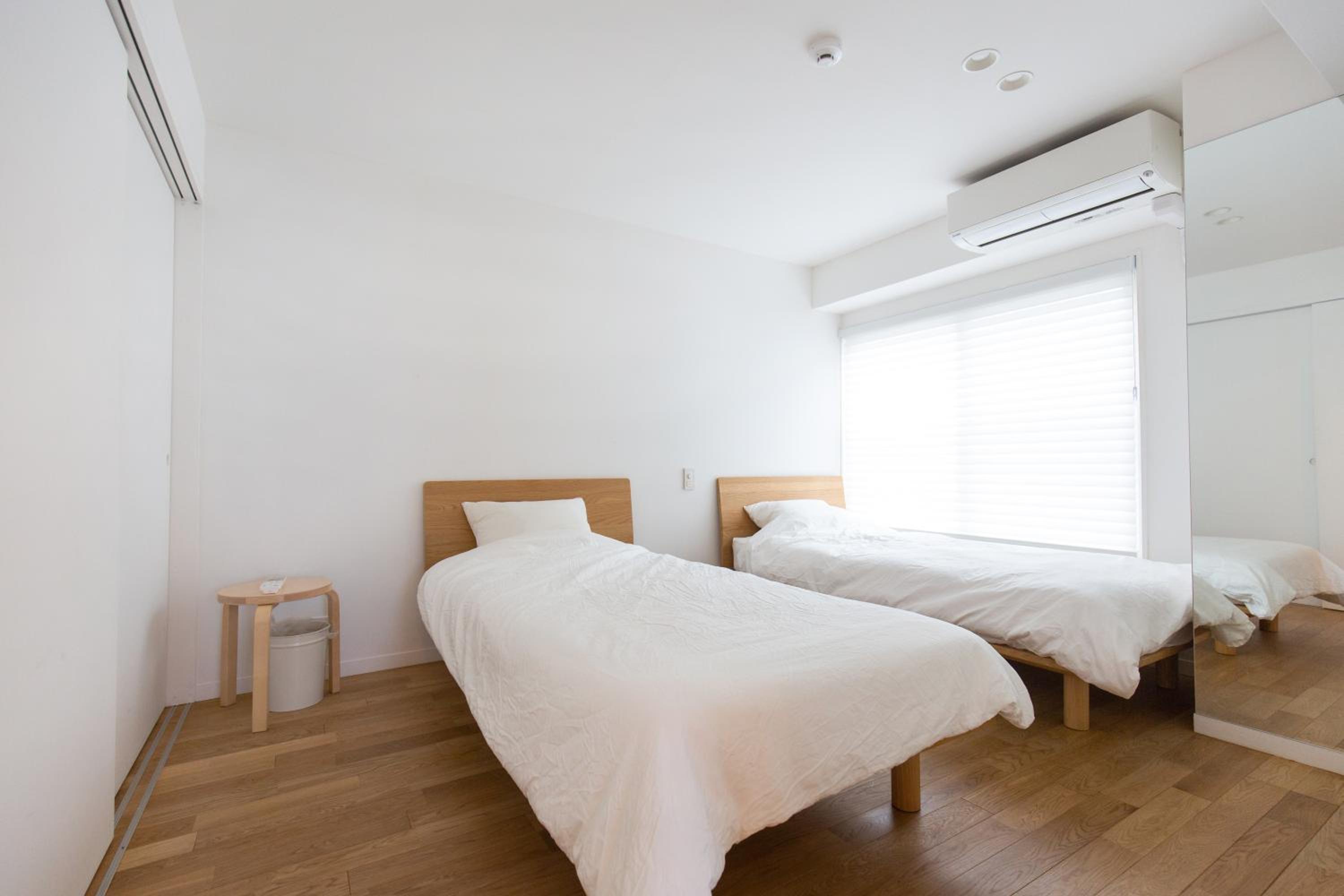 One-Bedroom Apartment - Photo 13