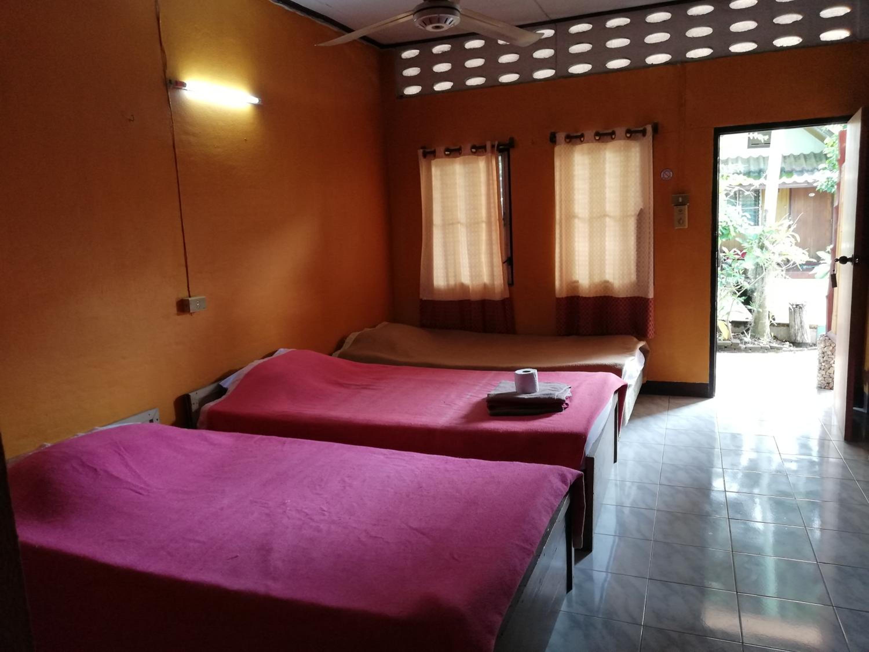 Triple Room (Fan) photo 3