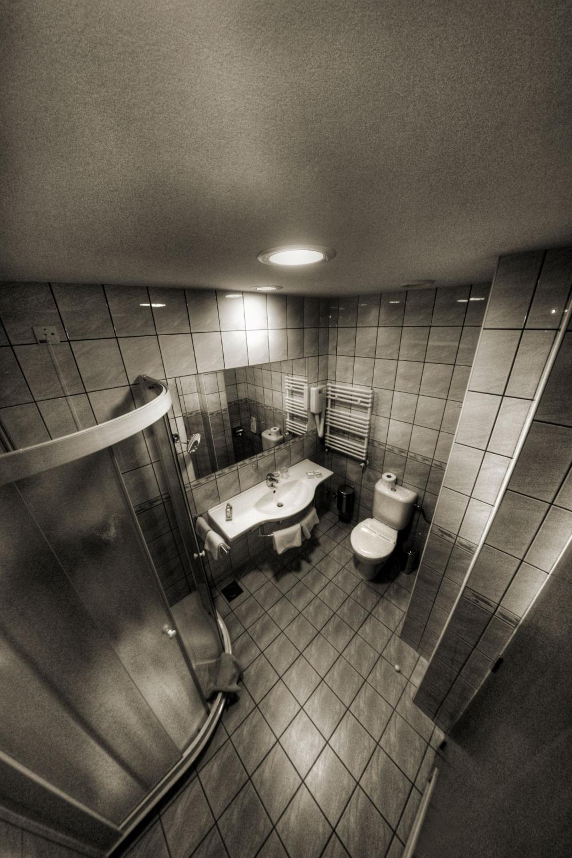 Double or Twin Room photo 3
