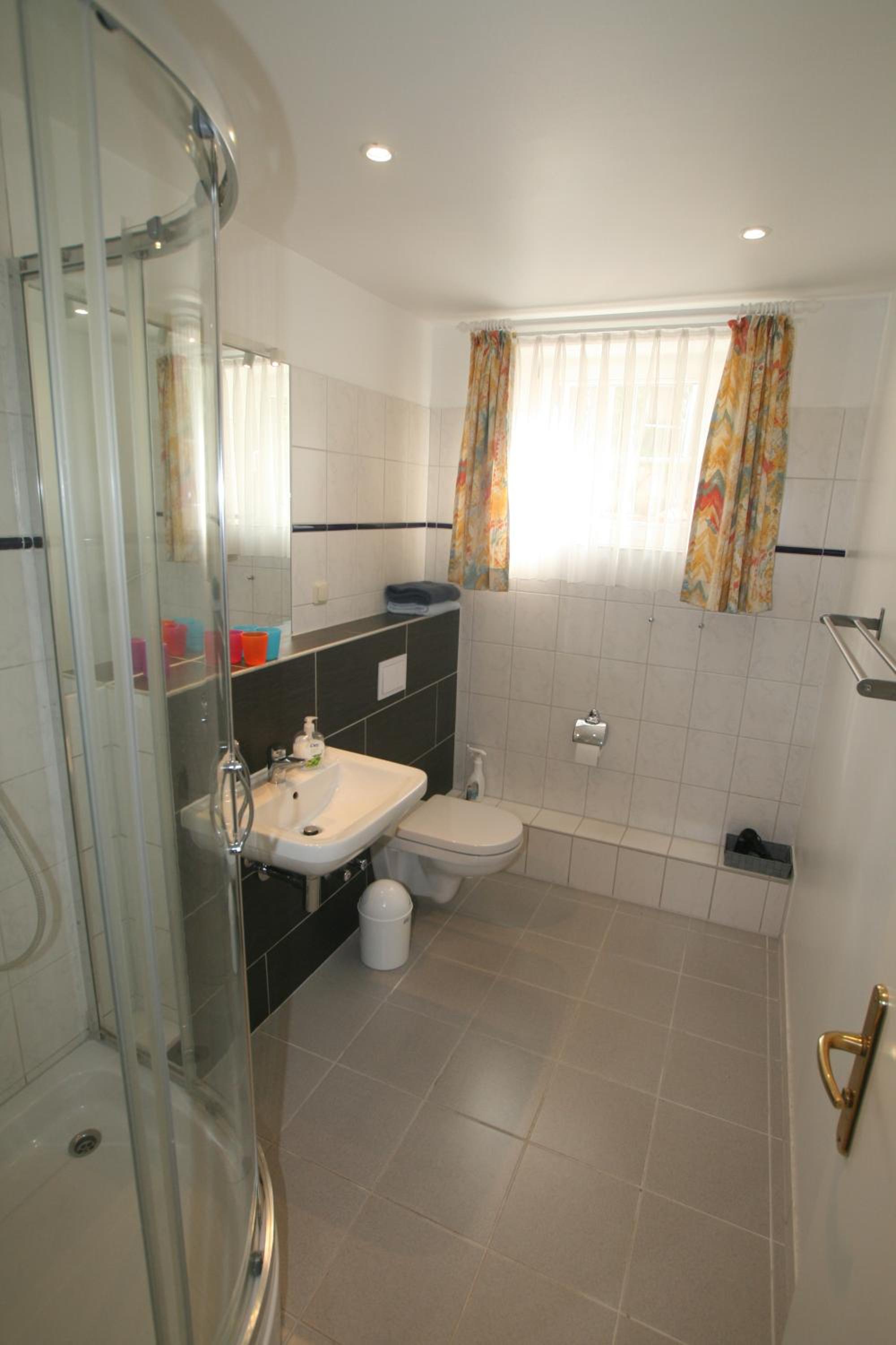 Apartment with Terrace photo 2