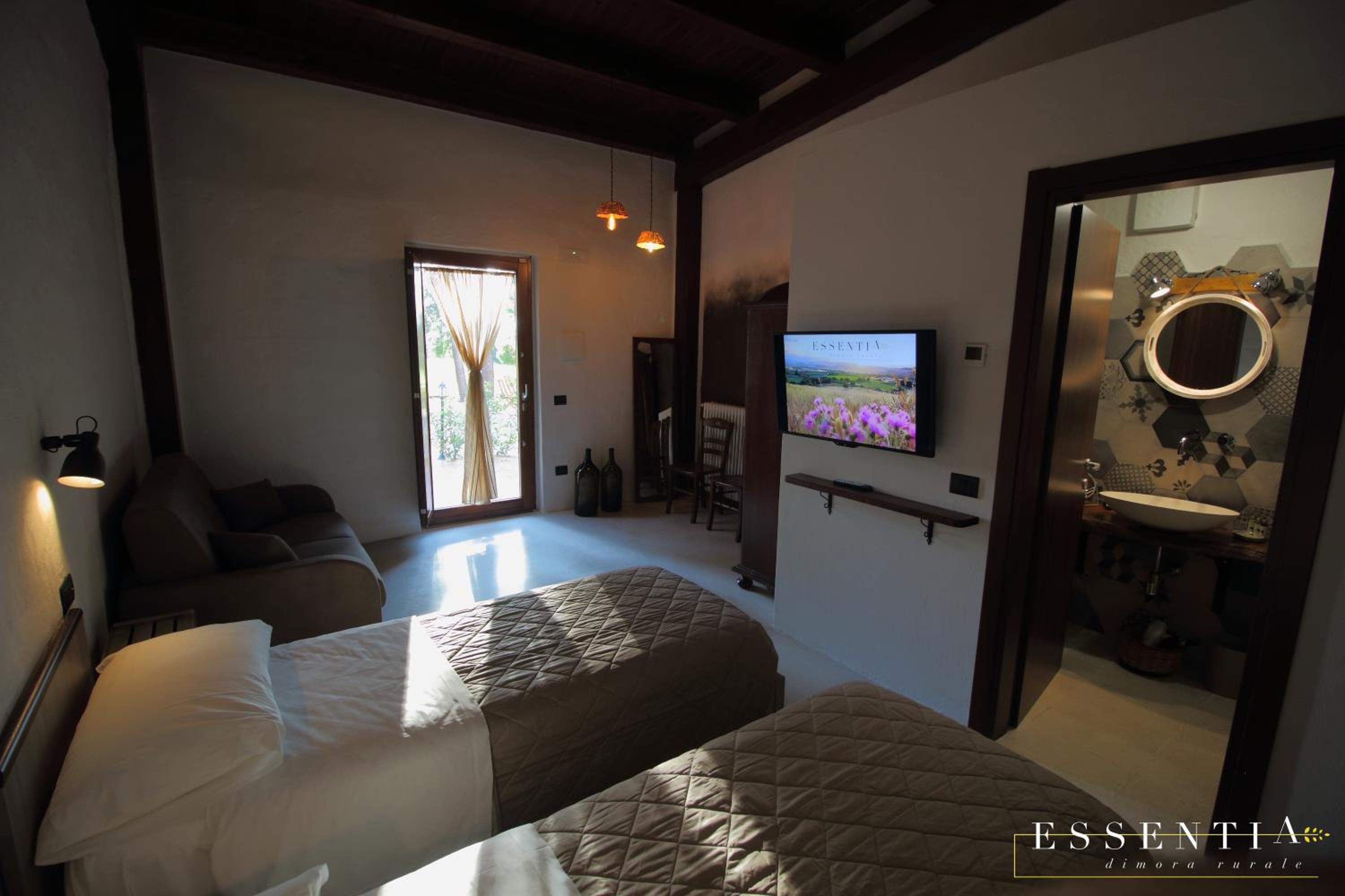 Standard Double Room photo 1
