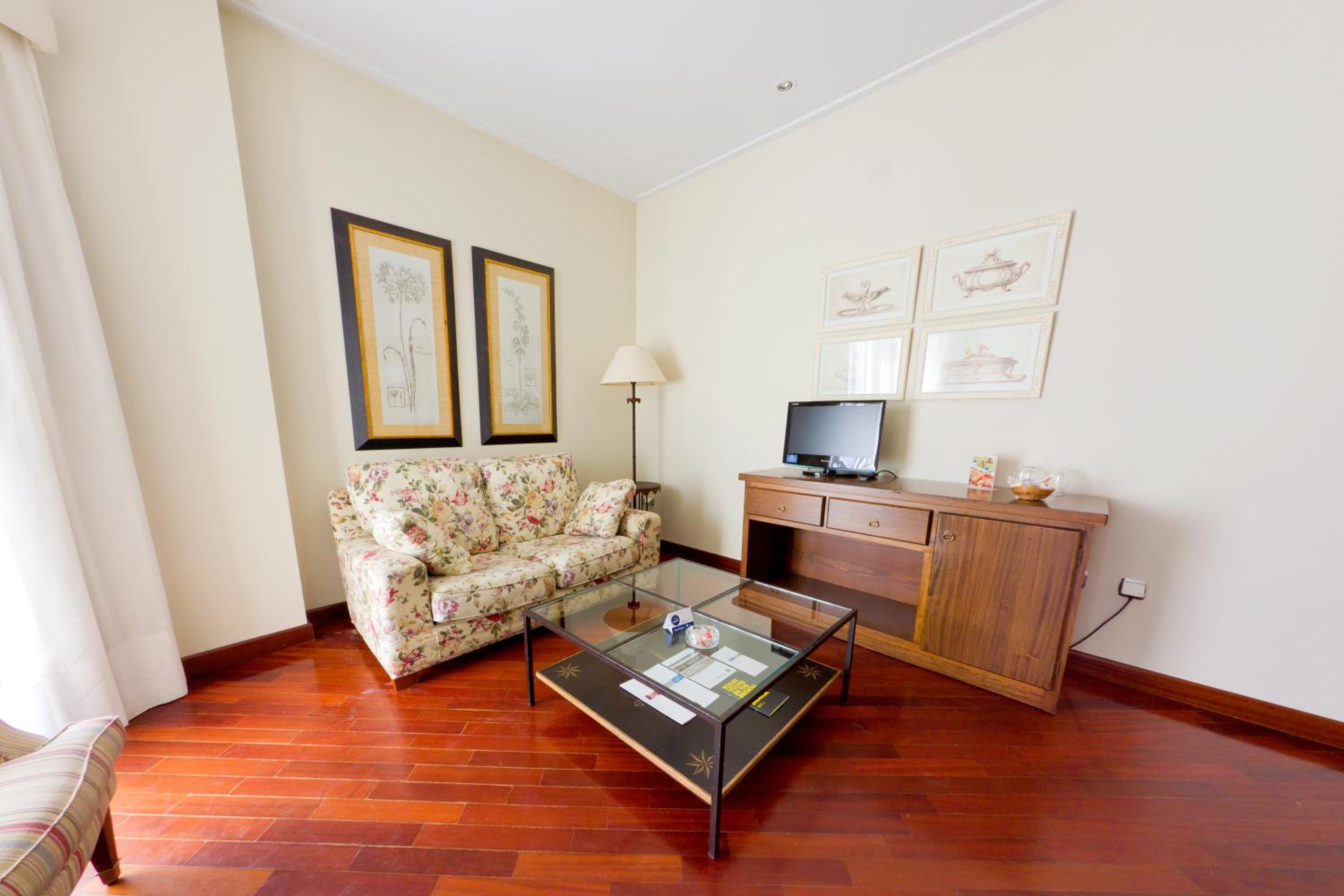 Junior Suite - Photo 5