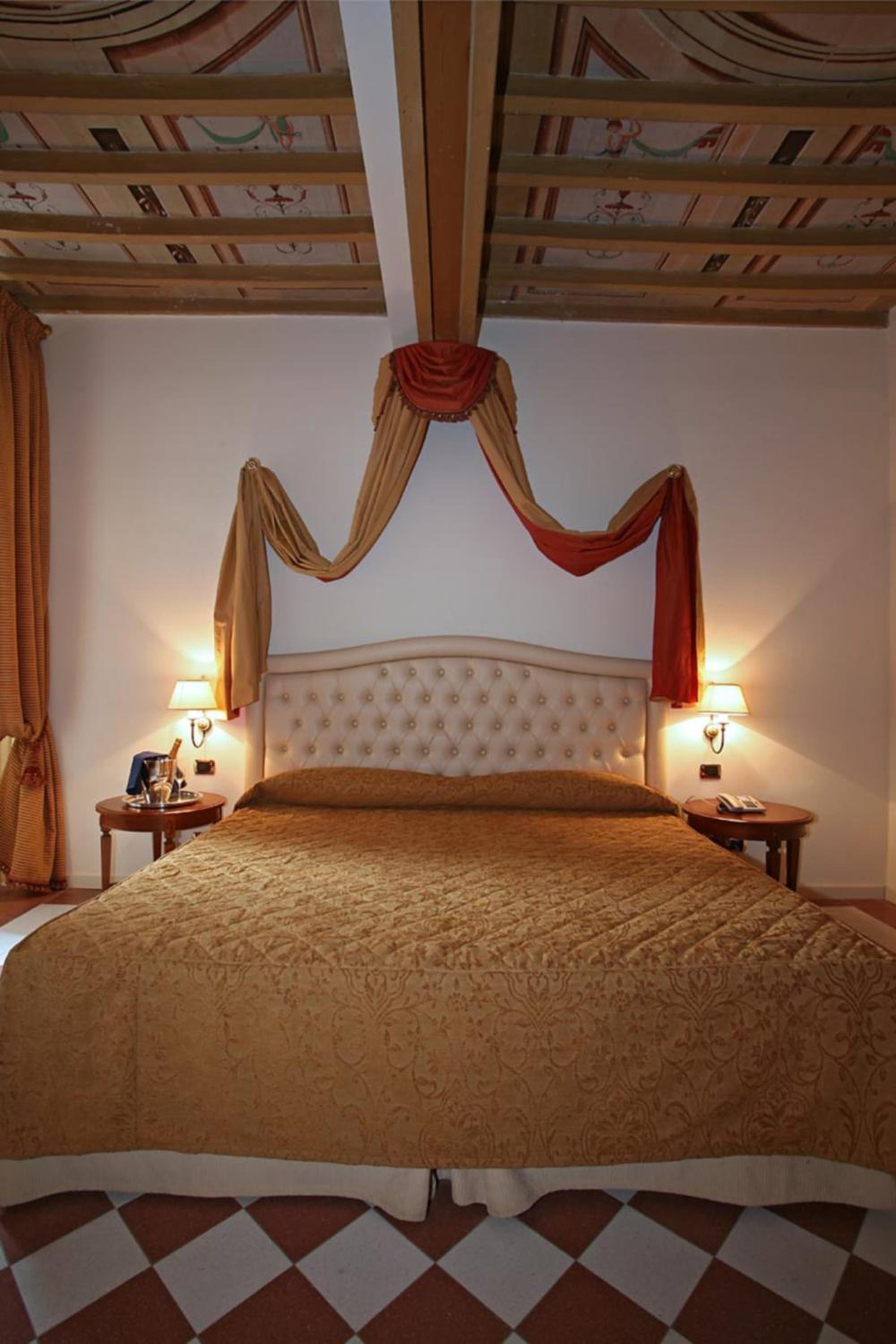 Superior Double or Twin Room photo 1