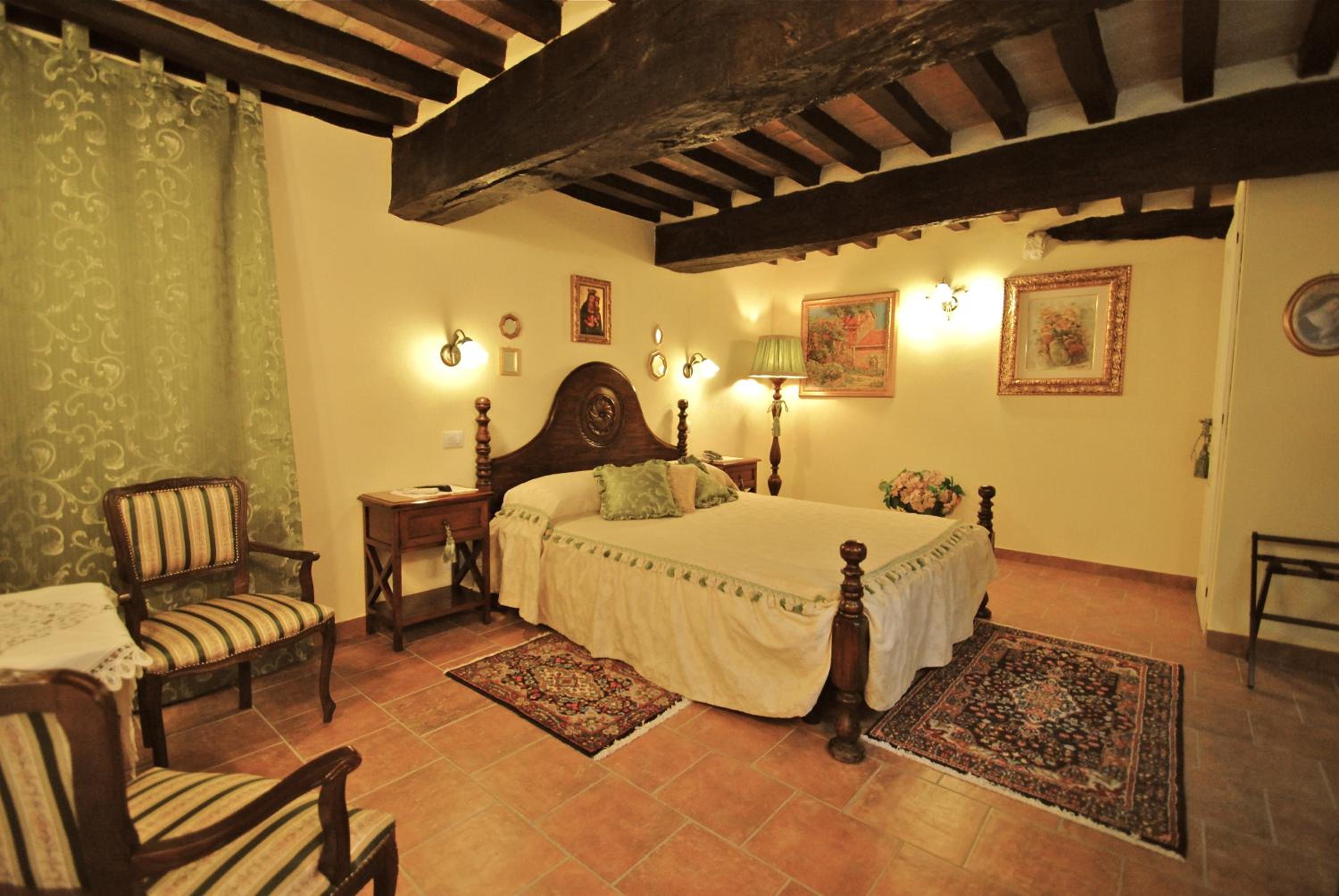 Junior Suite (3 Adults) - Photo 7