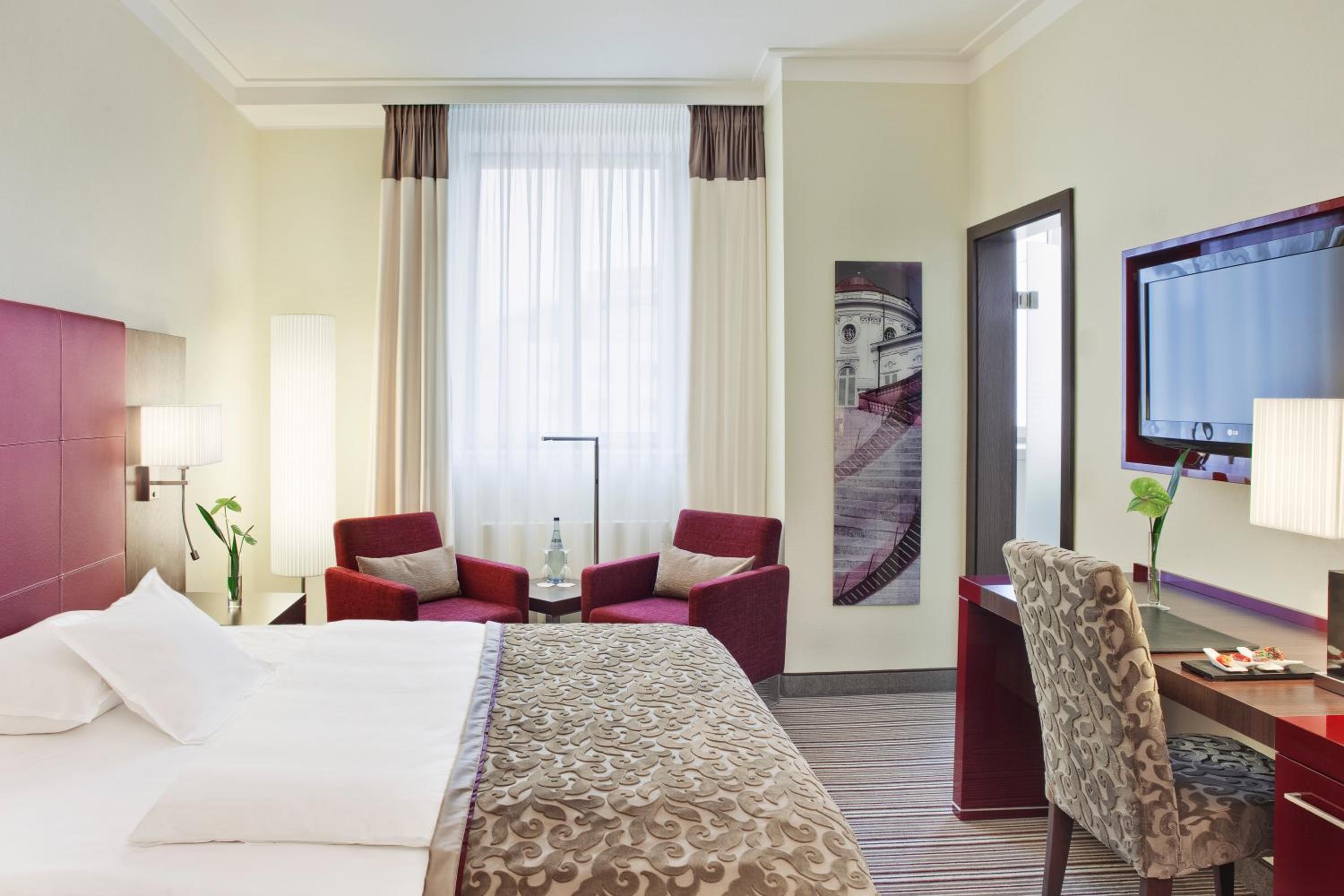 Superior Room - Photo 3