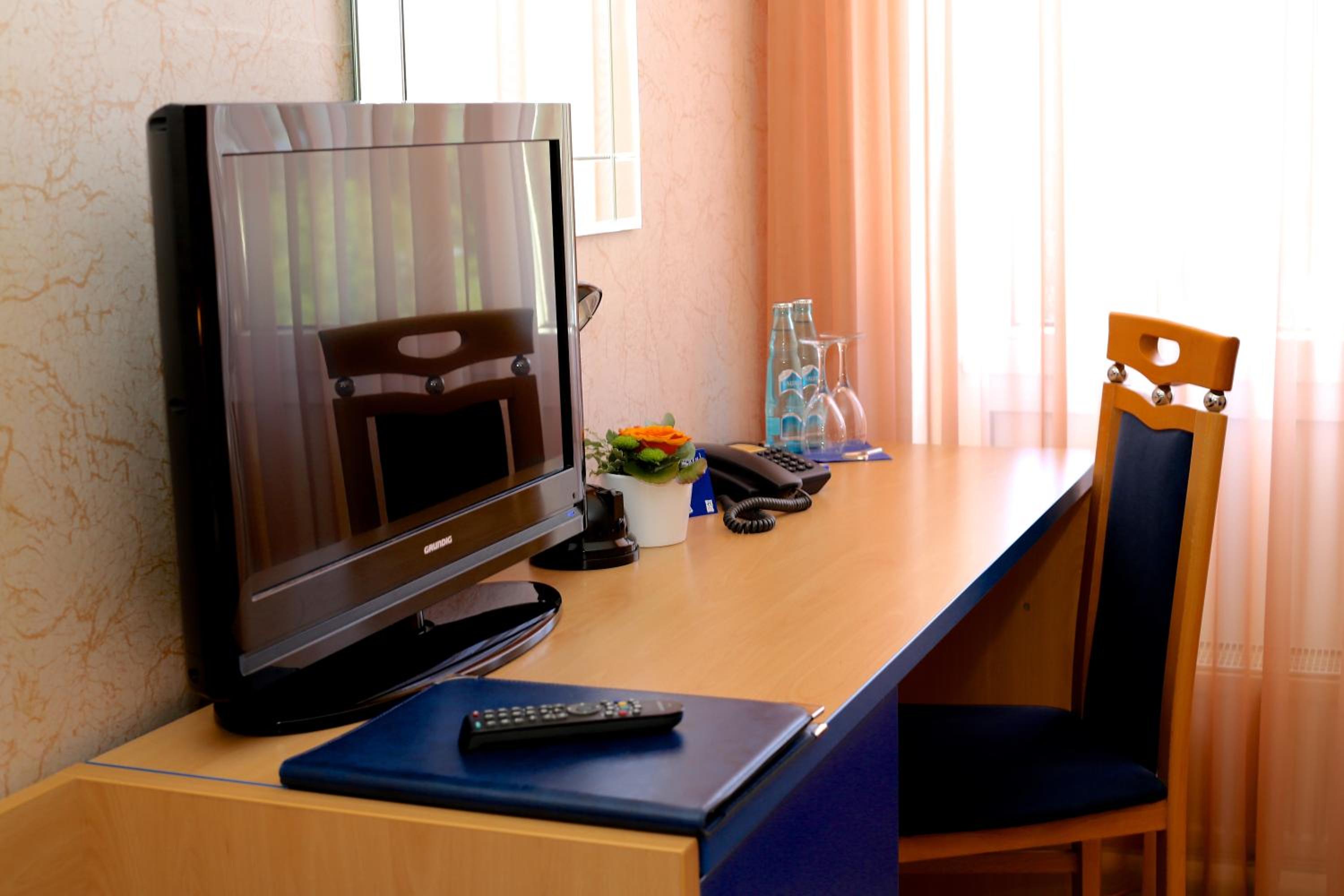 Single Room photo 2