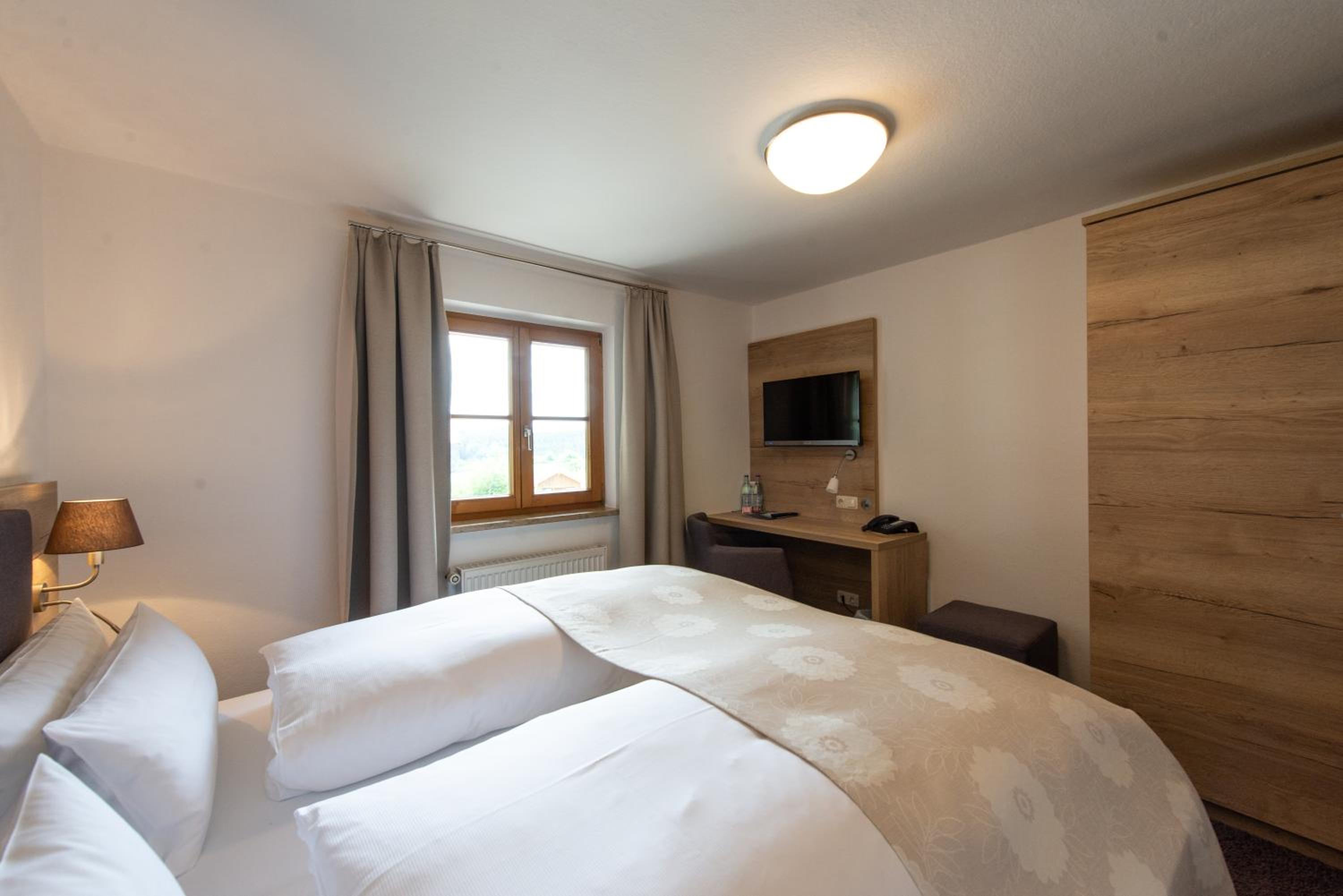Double Room - Photo 1
