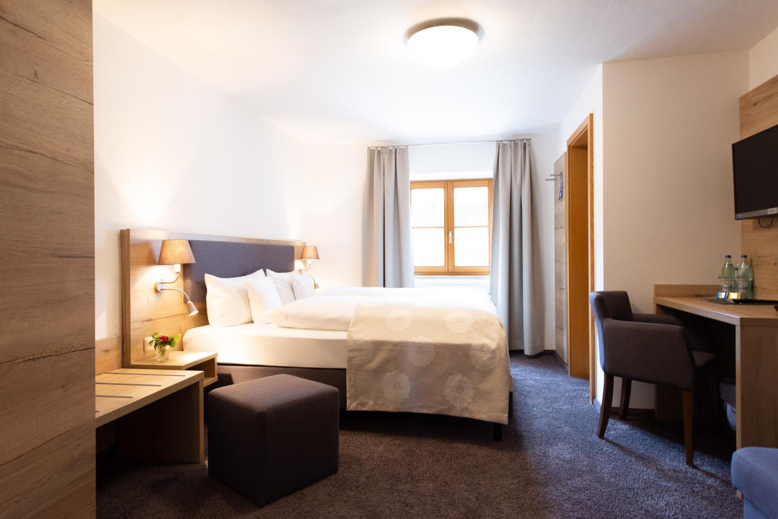 Double Room - Photo 3