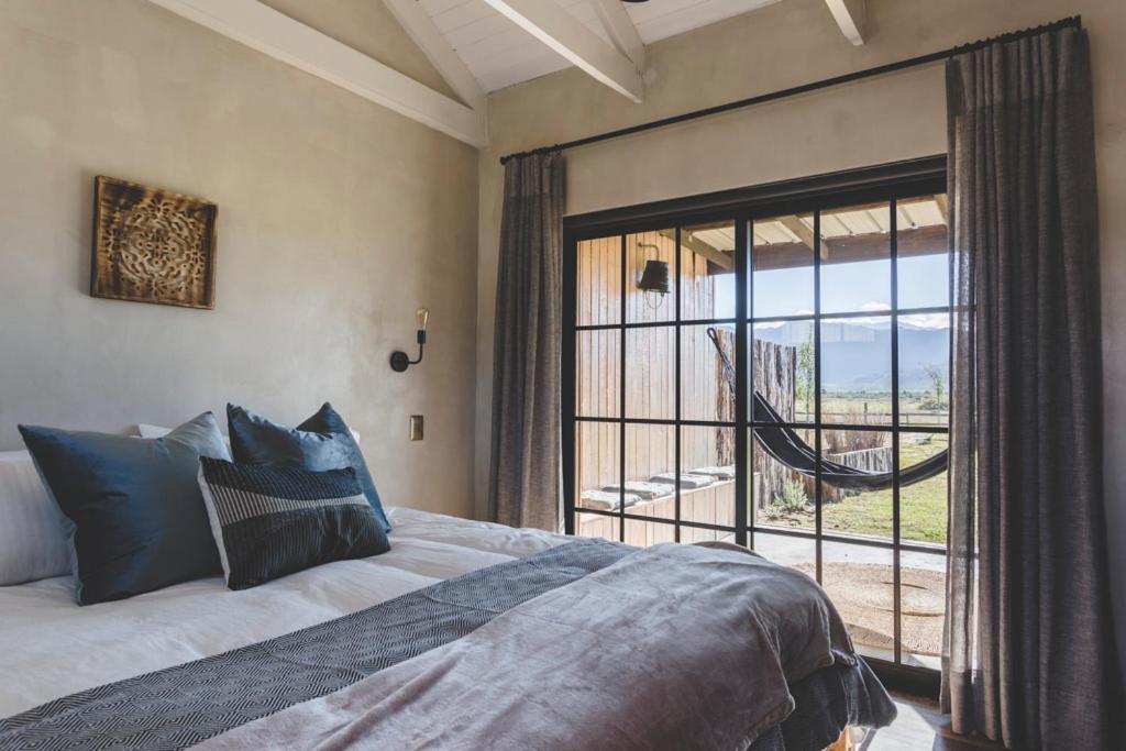 Villa - Photo 1