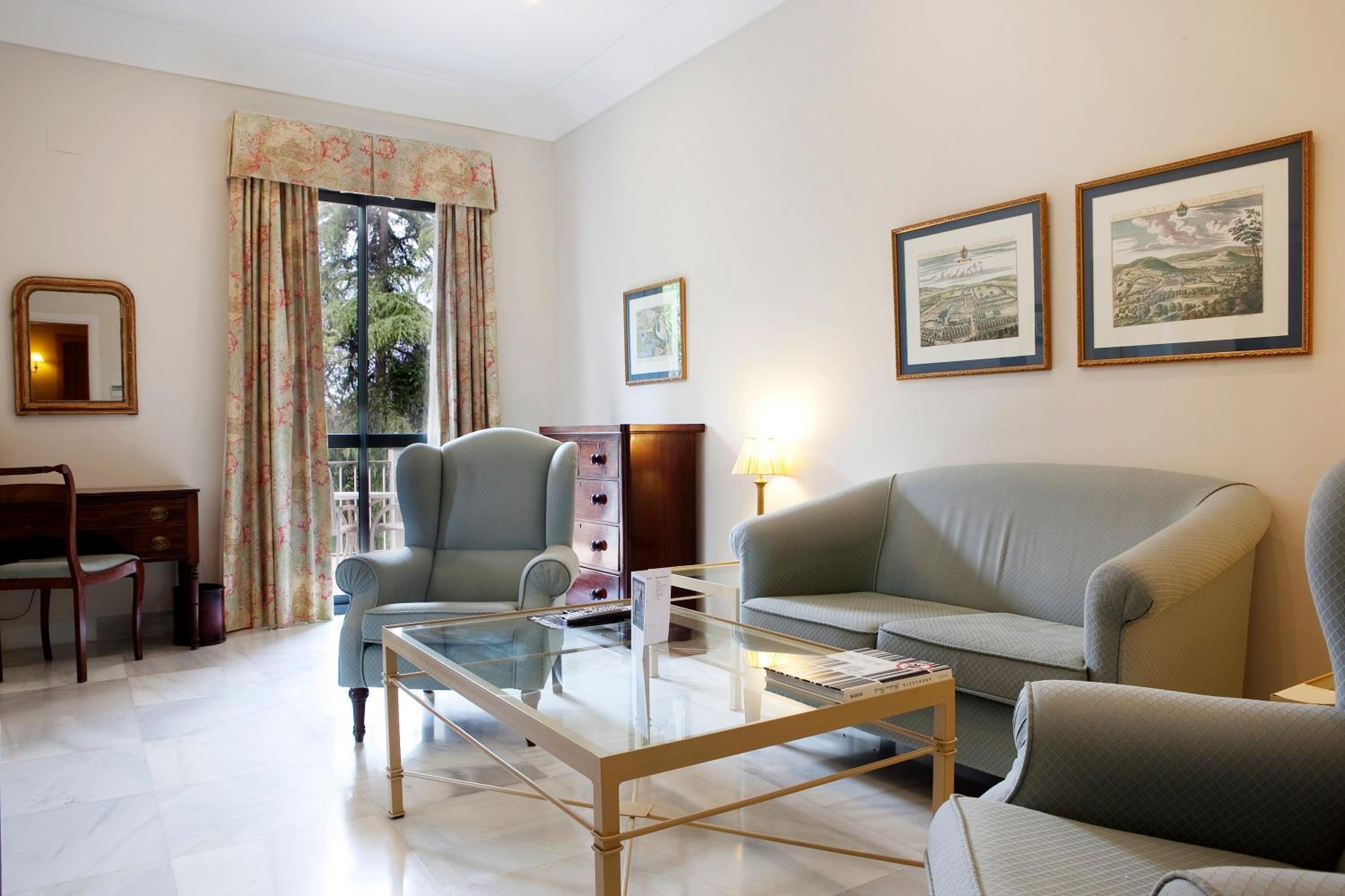 Suite Junior con Vista al Jardín photo