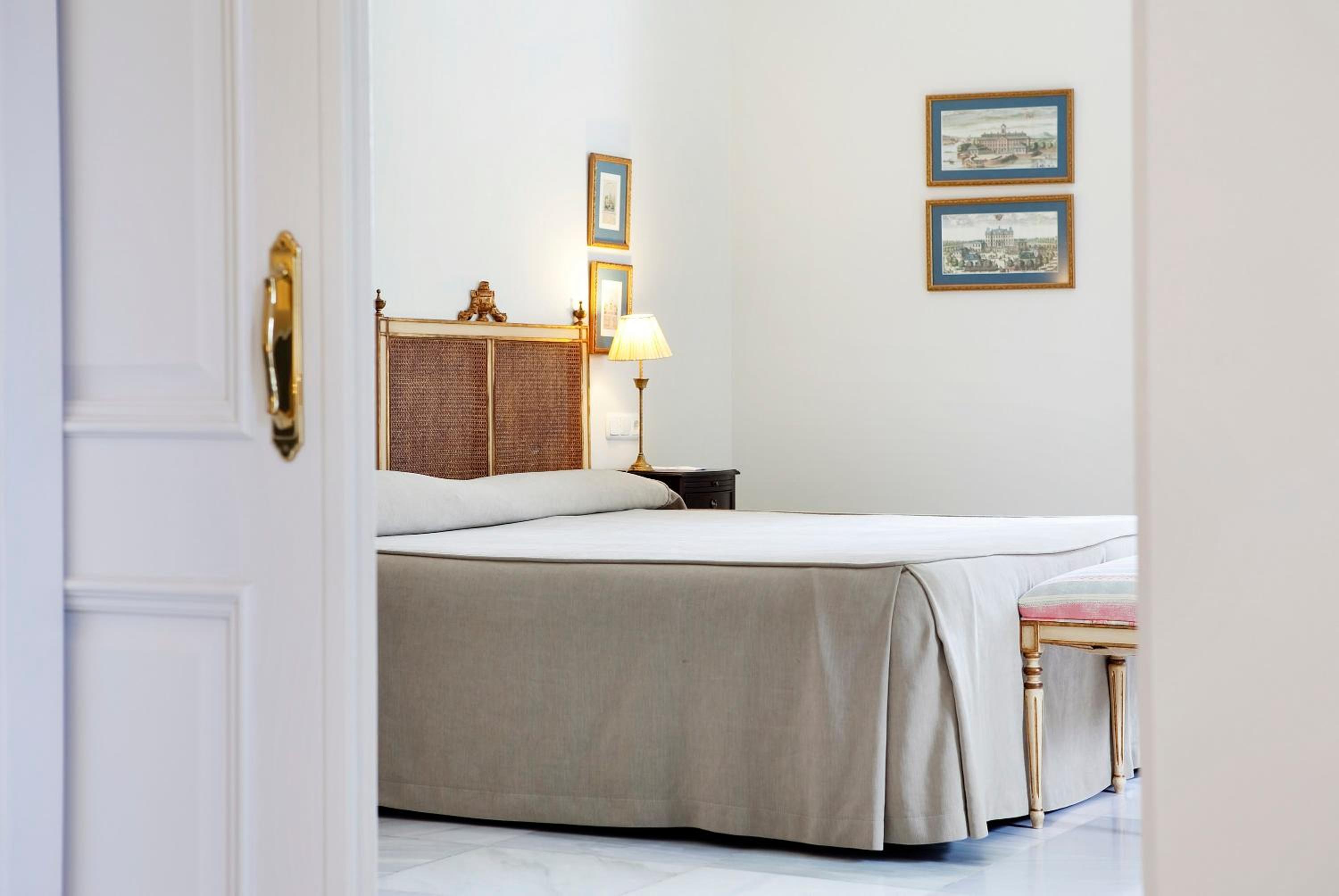 Suite Junior con Vista al Jardín