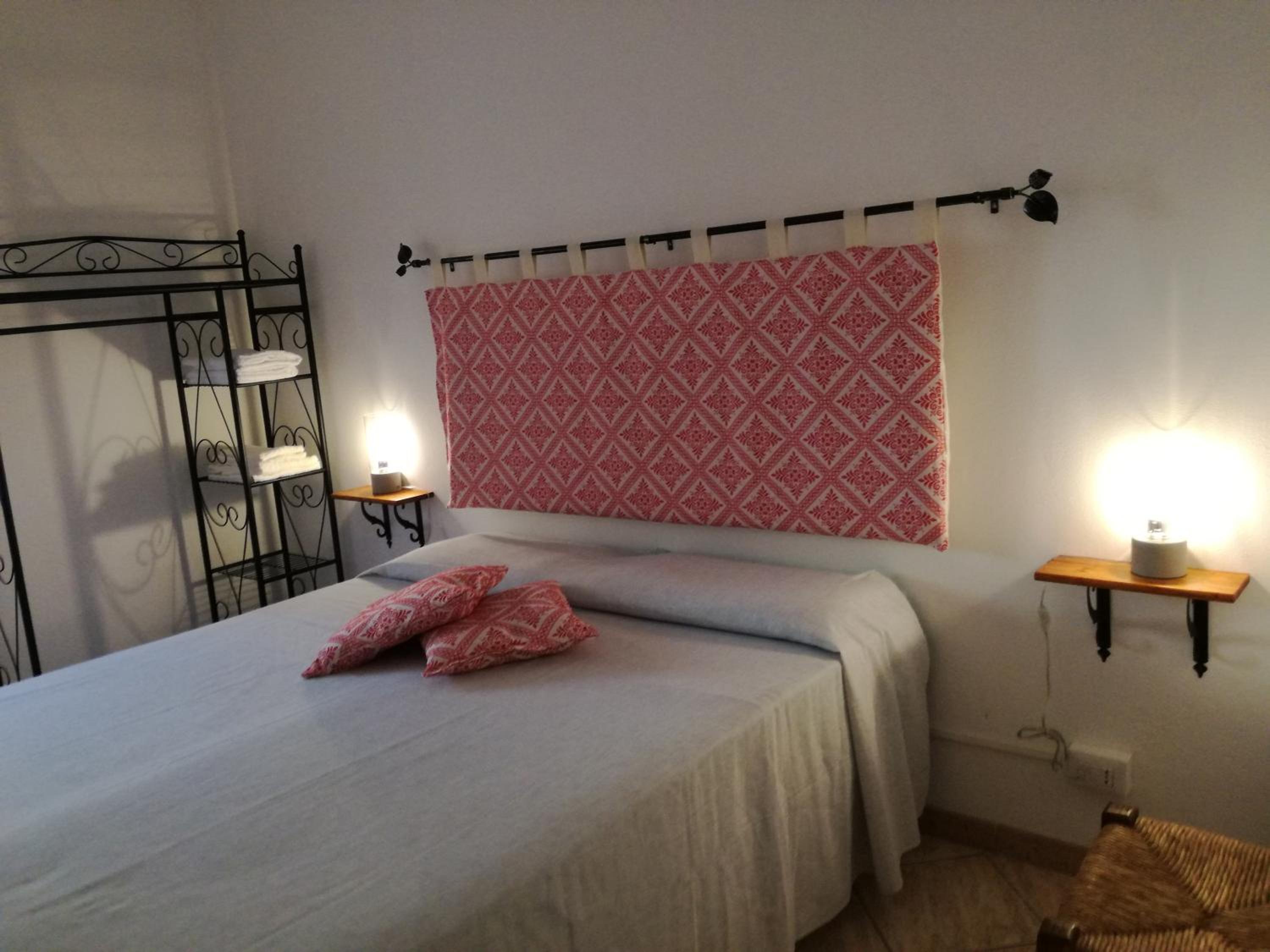 Double or Twin Room with Private Bathroom photo 1