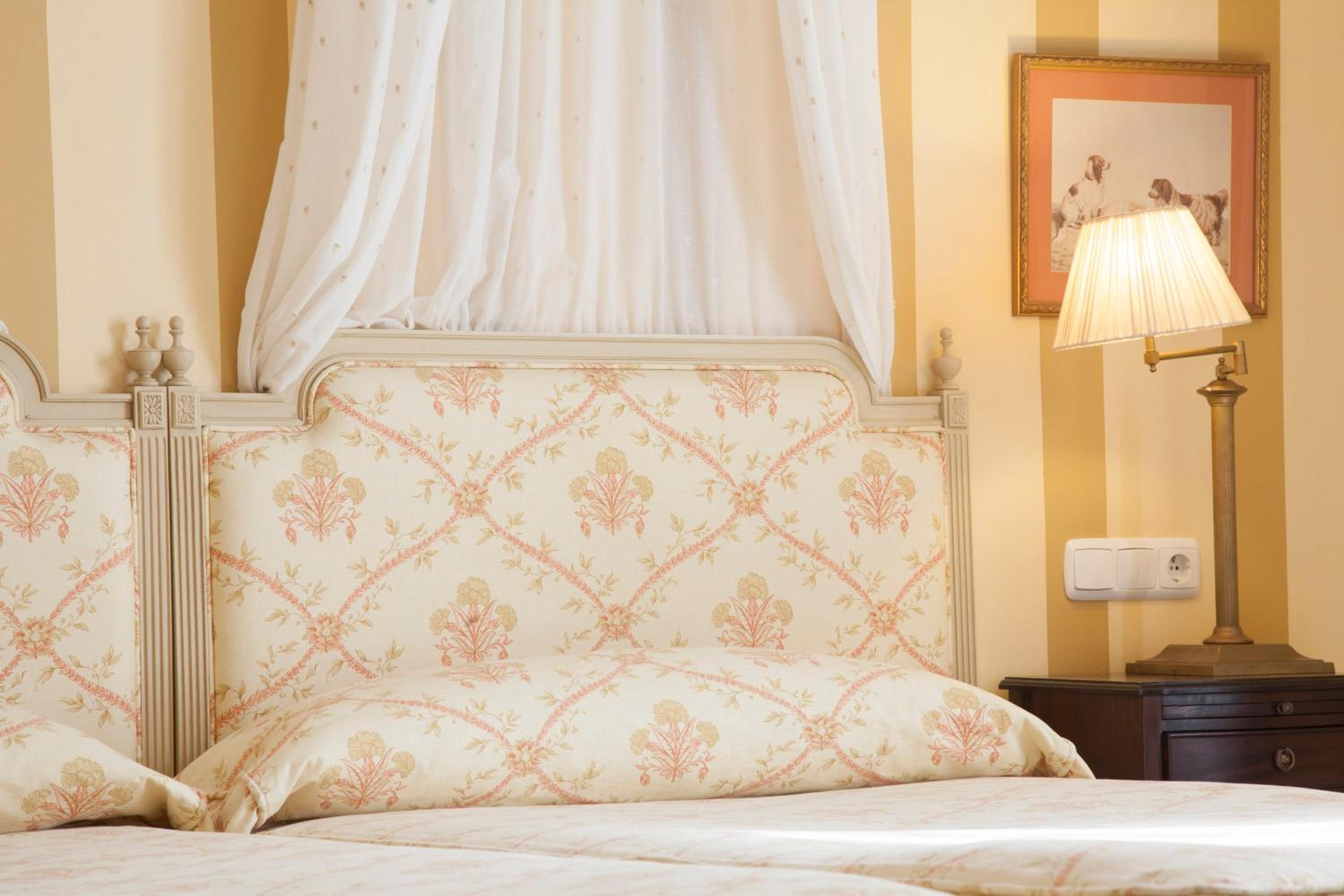 Double or Twin Room (1 Adult) - Photo 5