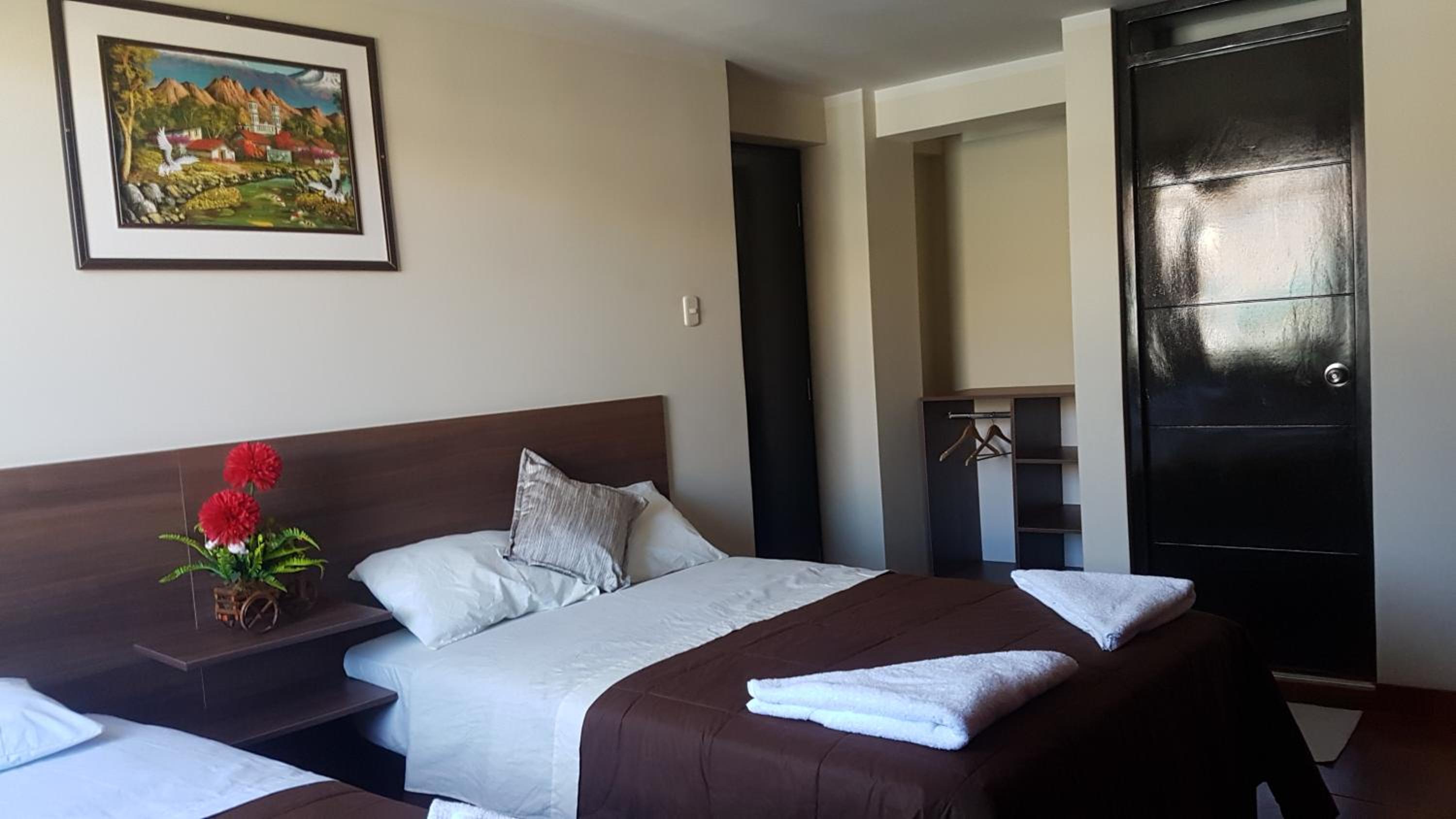 Twin Room with Private Bathroom photo 1