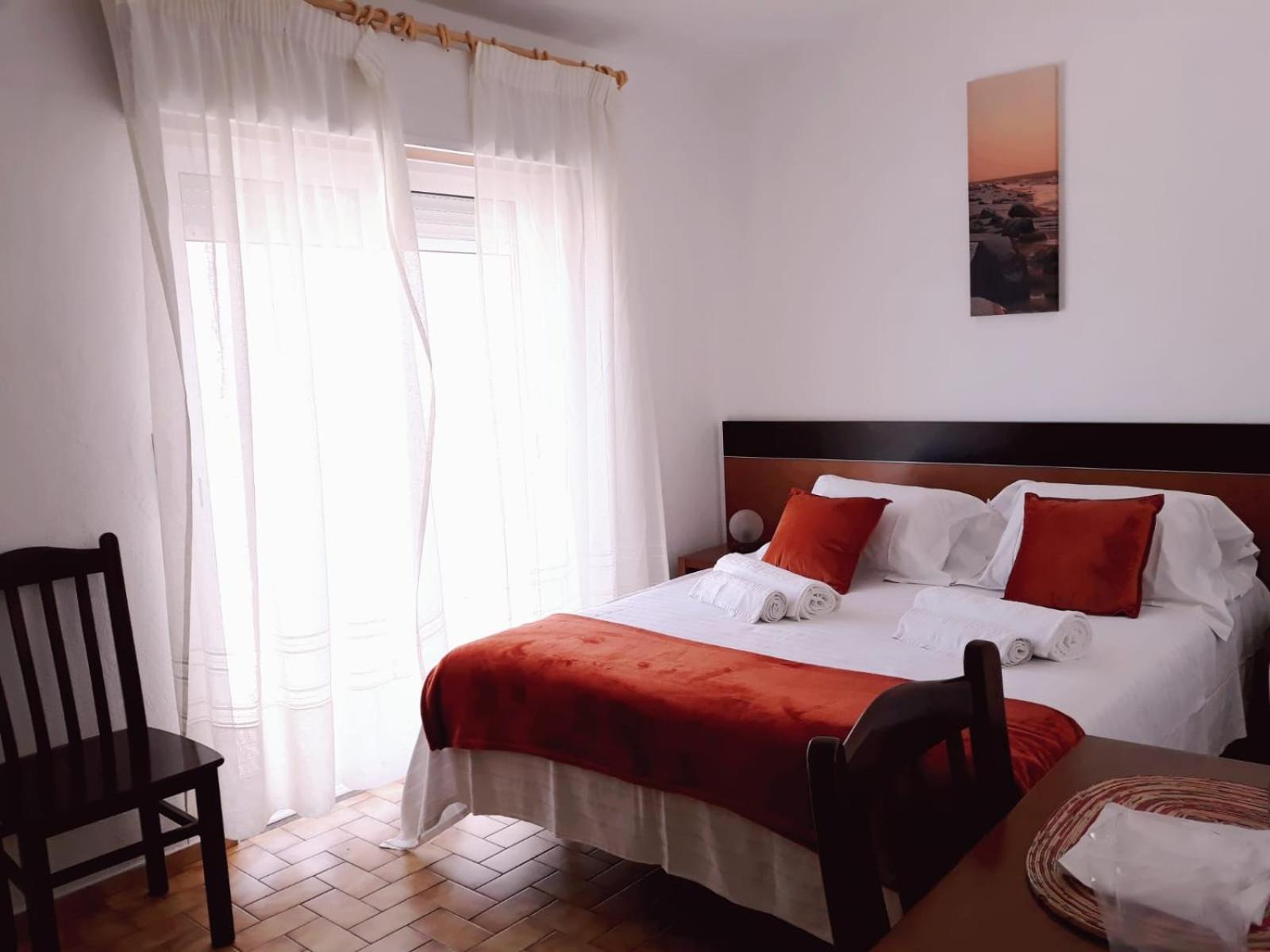 Double Room with Balcony and Sea View photo 3