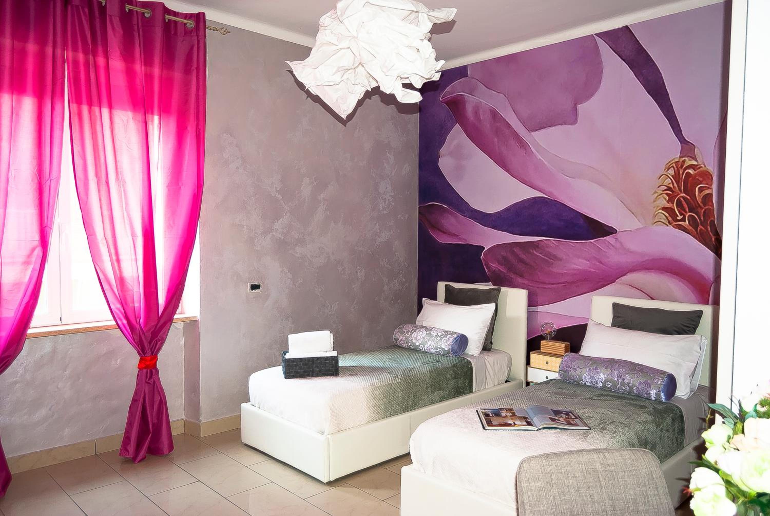 Twin Room with Private Bathroom photo 1