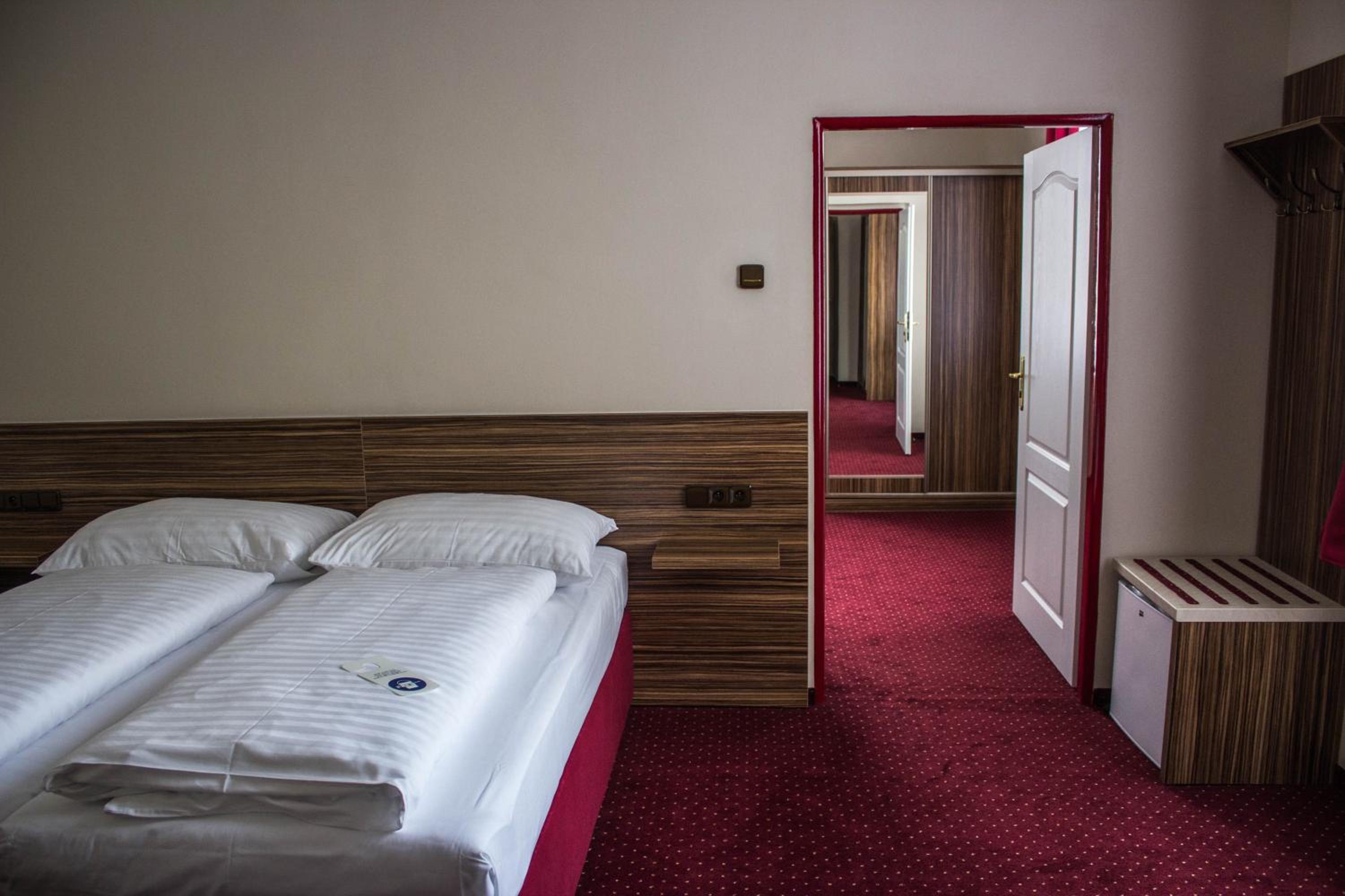 Standard Quadruple Room photo 2