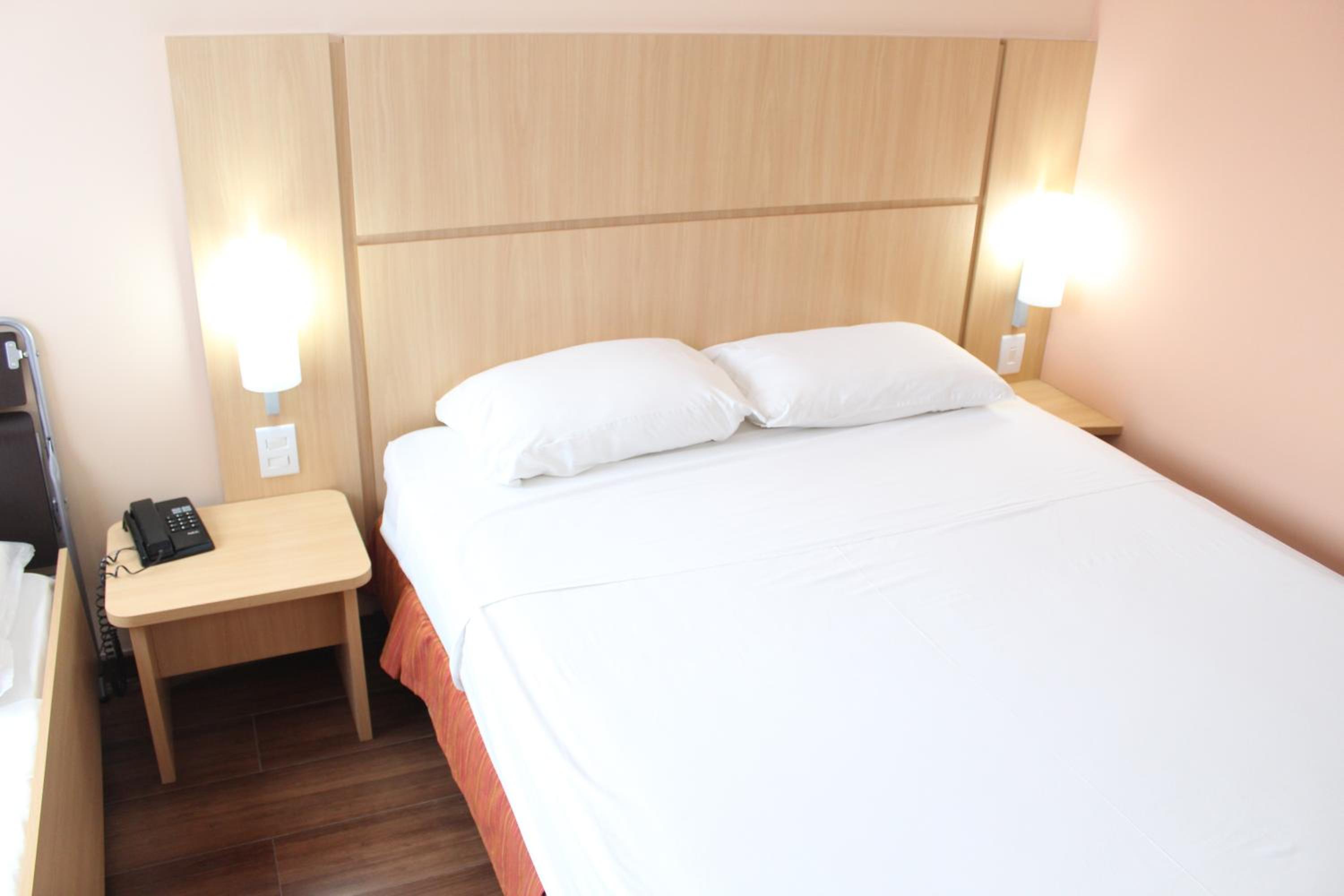 Standard Double Room with Child Bed photo 3