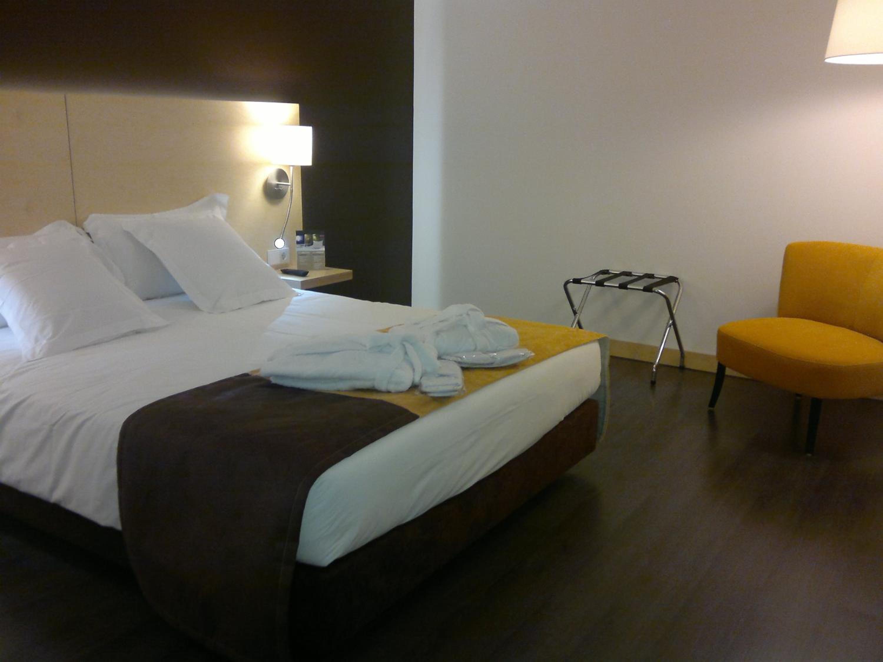 Superior Suite - Photo 12