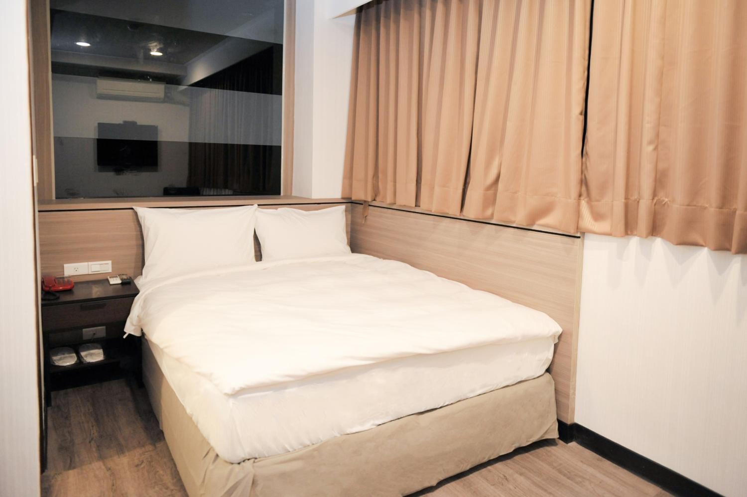 Standard Double Room - Photo 1