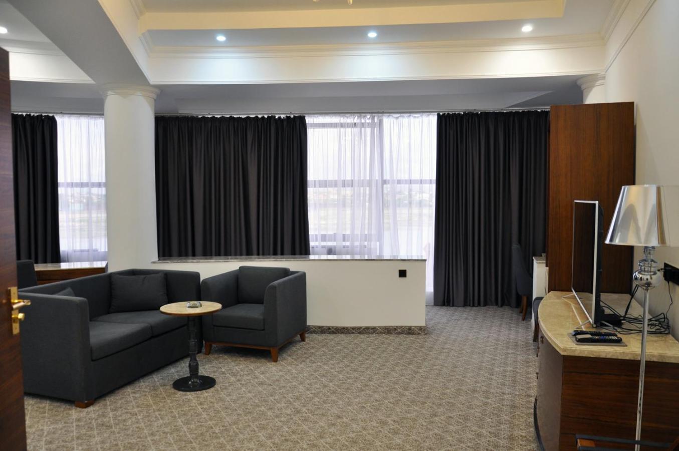 Luxury Triple Room photo 2